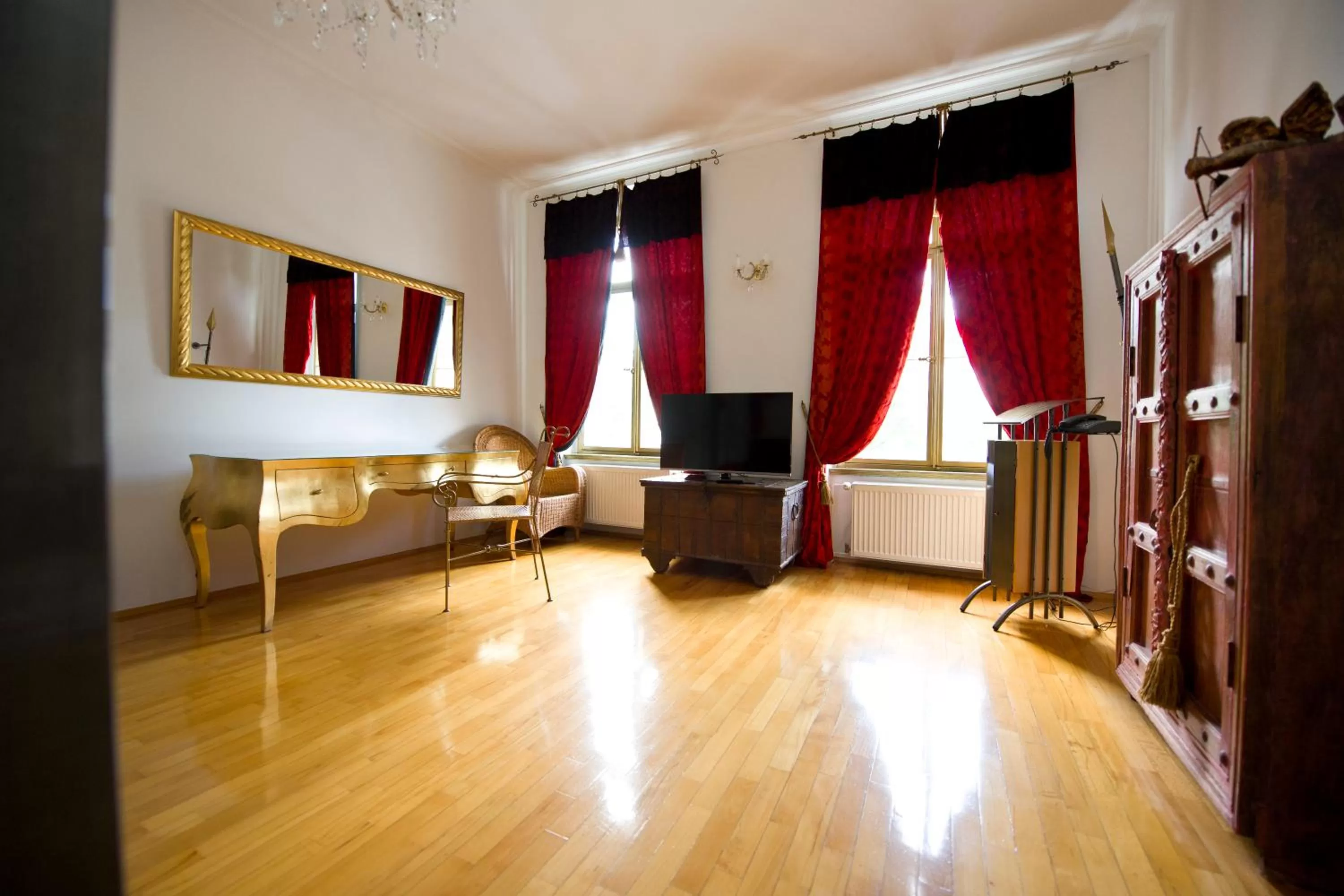 Photo of the whole room, Bed in Bon-Apart