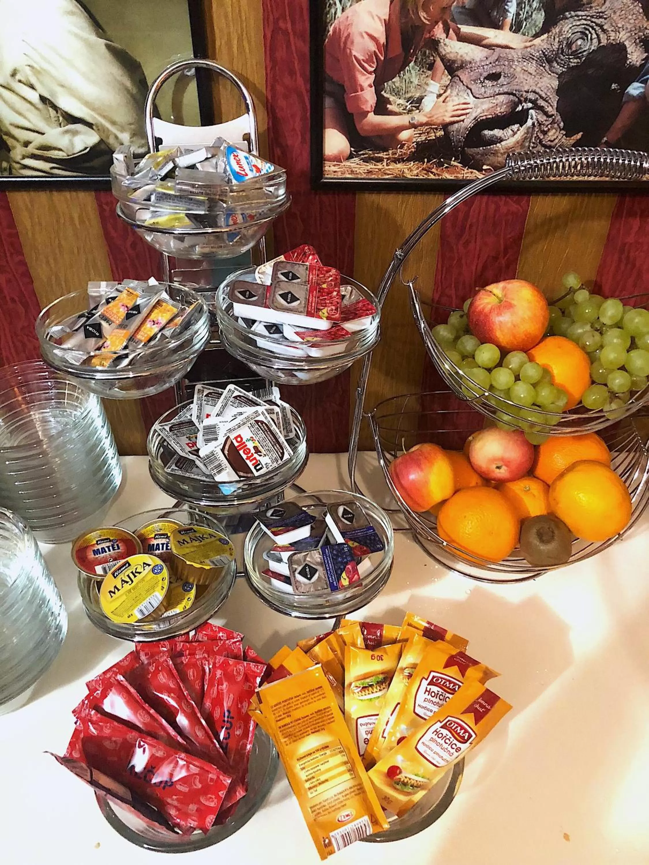 Buffet breakfast, Food in Film Hotel