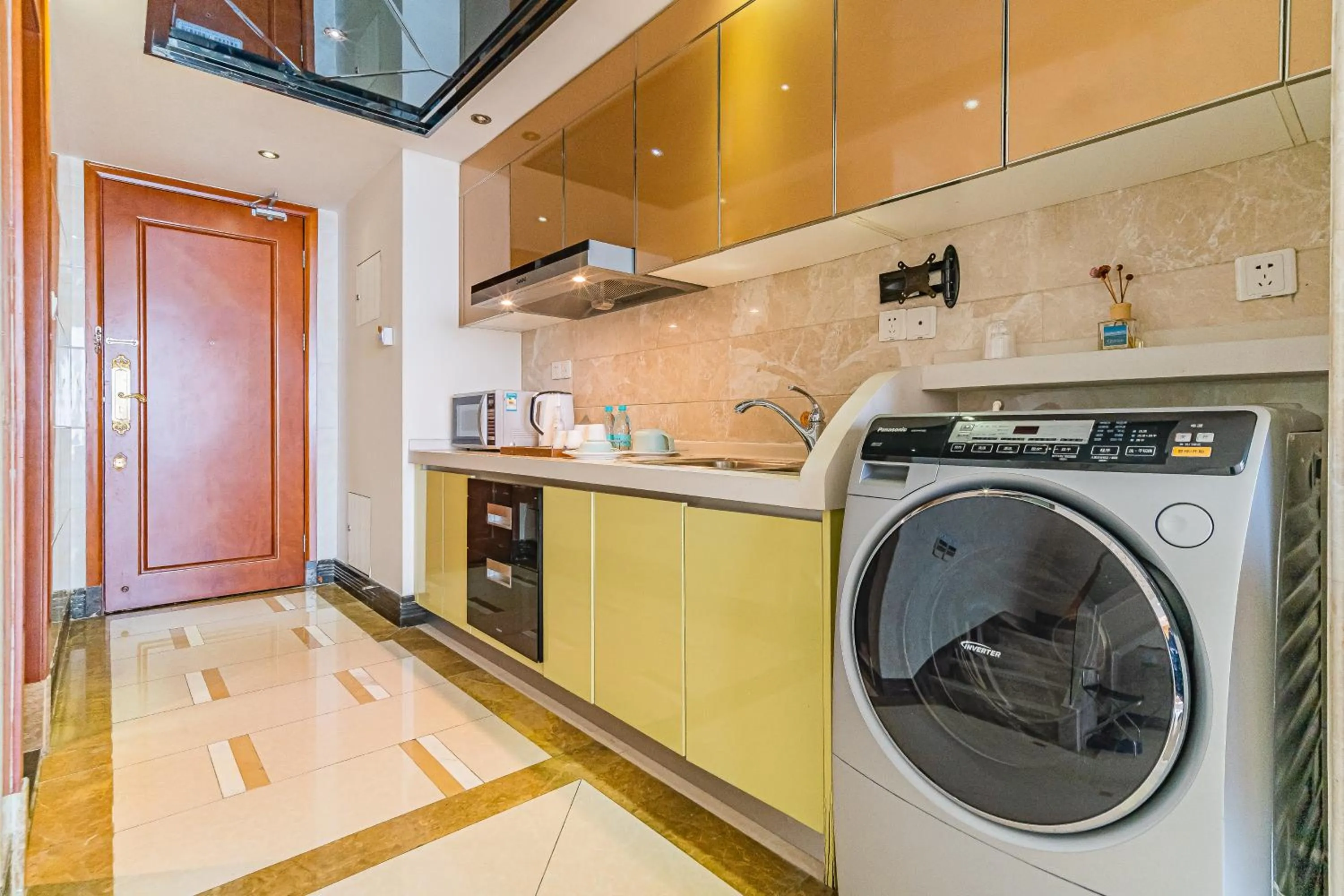 Kitchen or kitchenette in South & North International Apartment Beijing Road