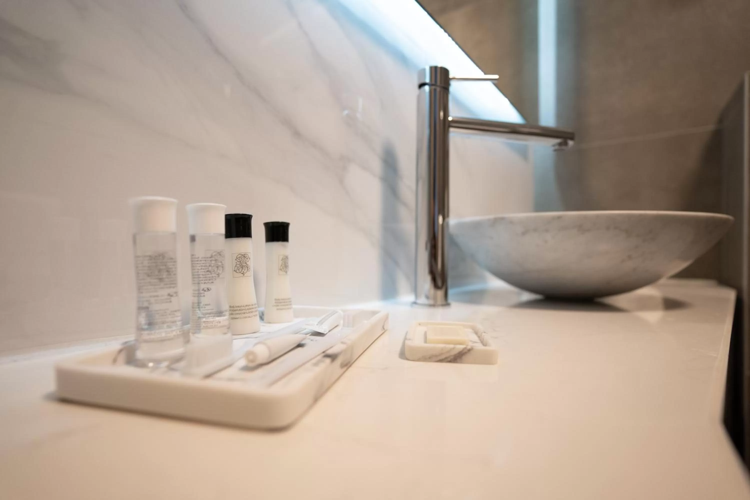 Bathroom in Hôtel Concorde