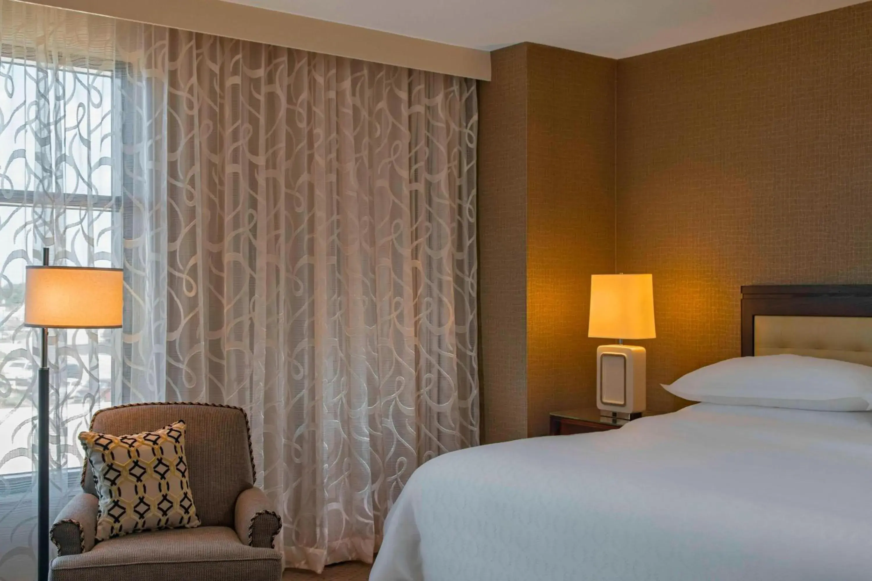 Executive Suite, 1 King, Corner room in Sheraton Austin Georgetown Hotel & Conference Center Executive Suite, 1 King, Corner room in Sheraton Austin Georgetown Hotel & Conference Center