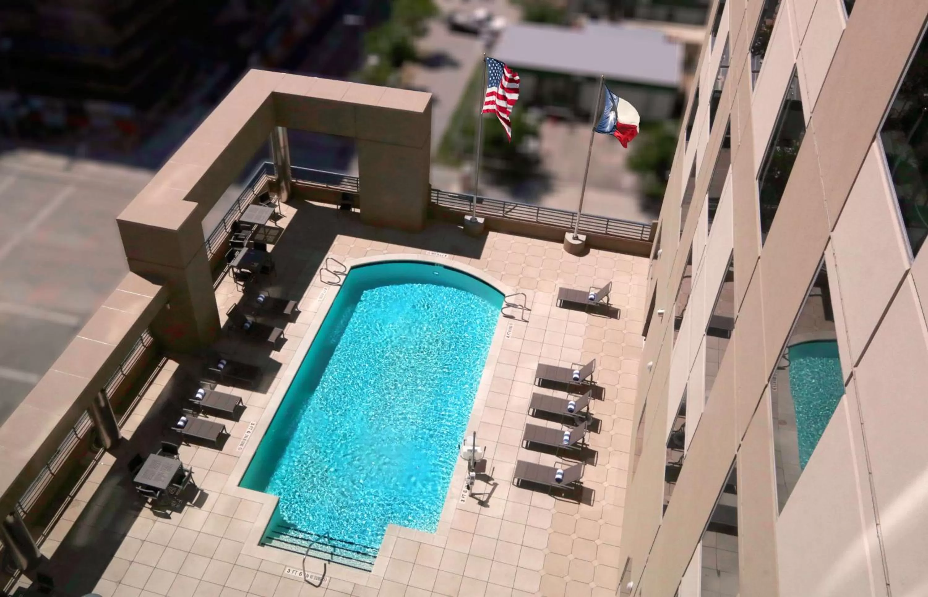 Pool view in Hampton Inn Houston Downtown