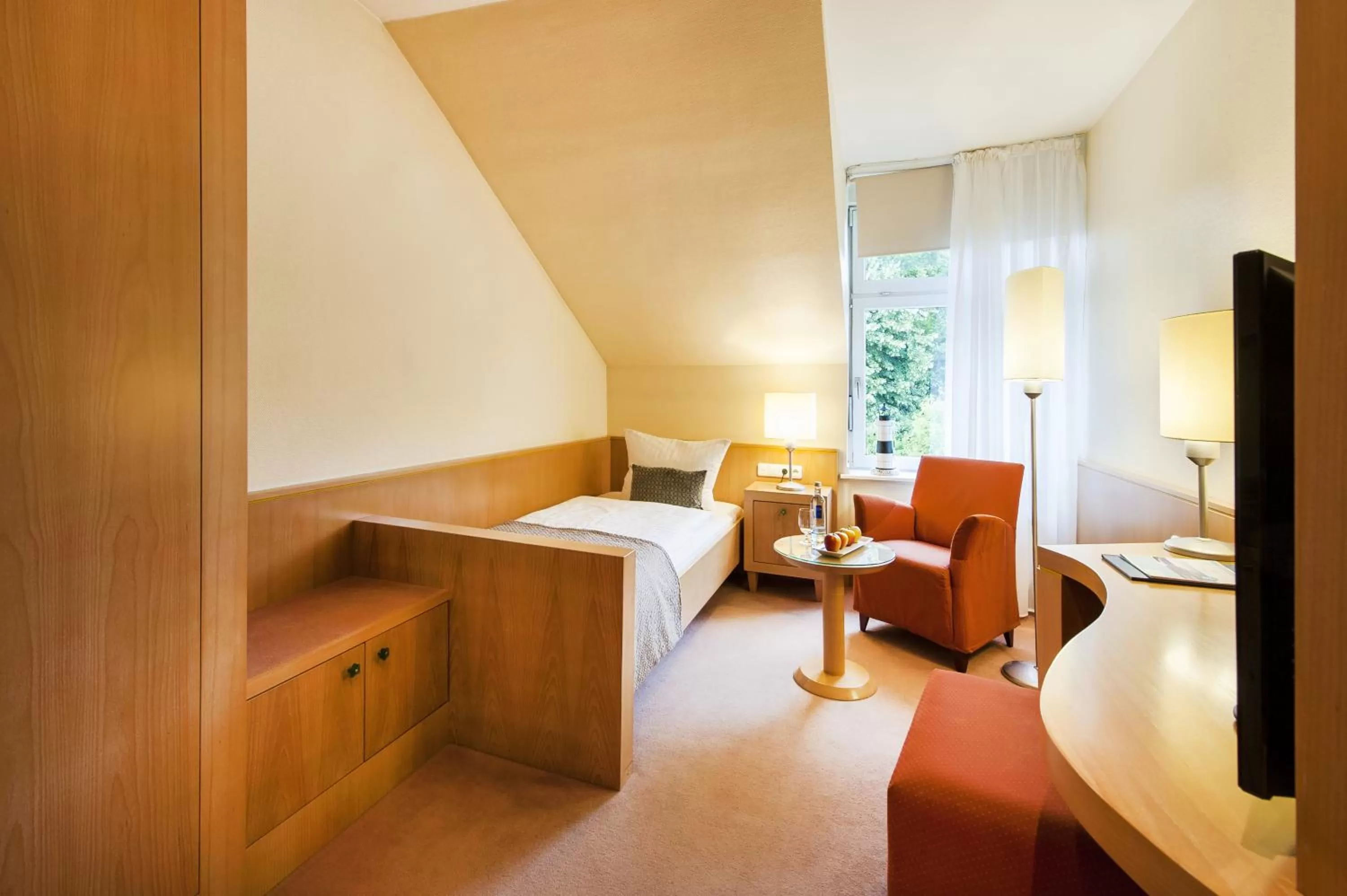 Photo of the whole room, Bed in Hotel Birke - Appartments Waldesruh