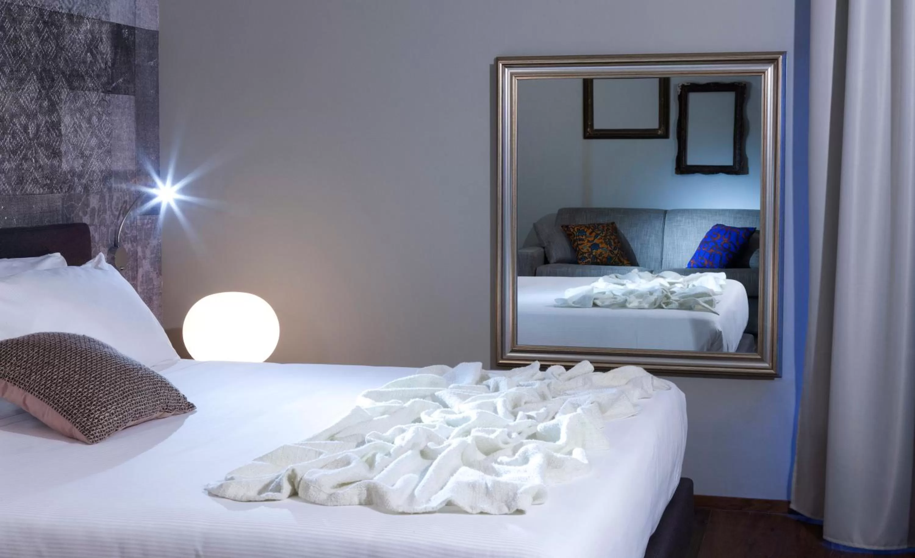 Bed in Peralba Autohotel