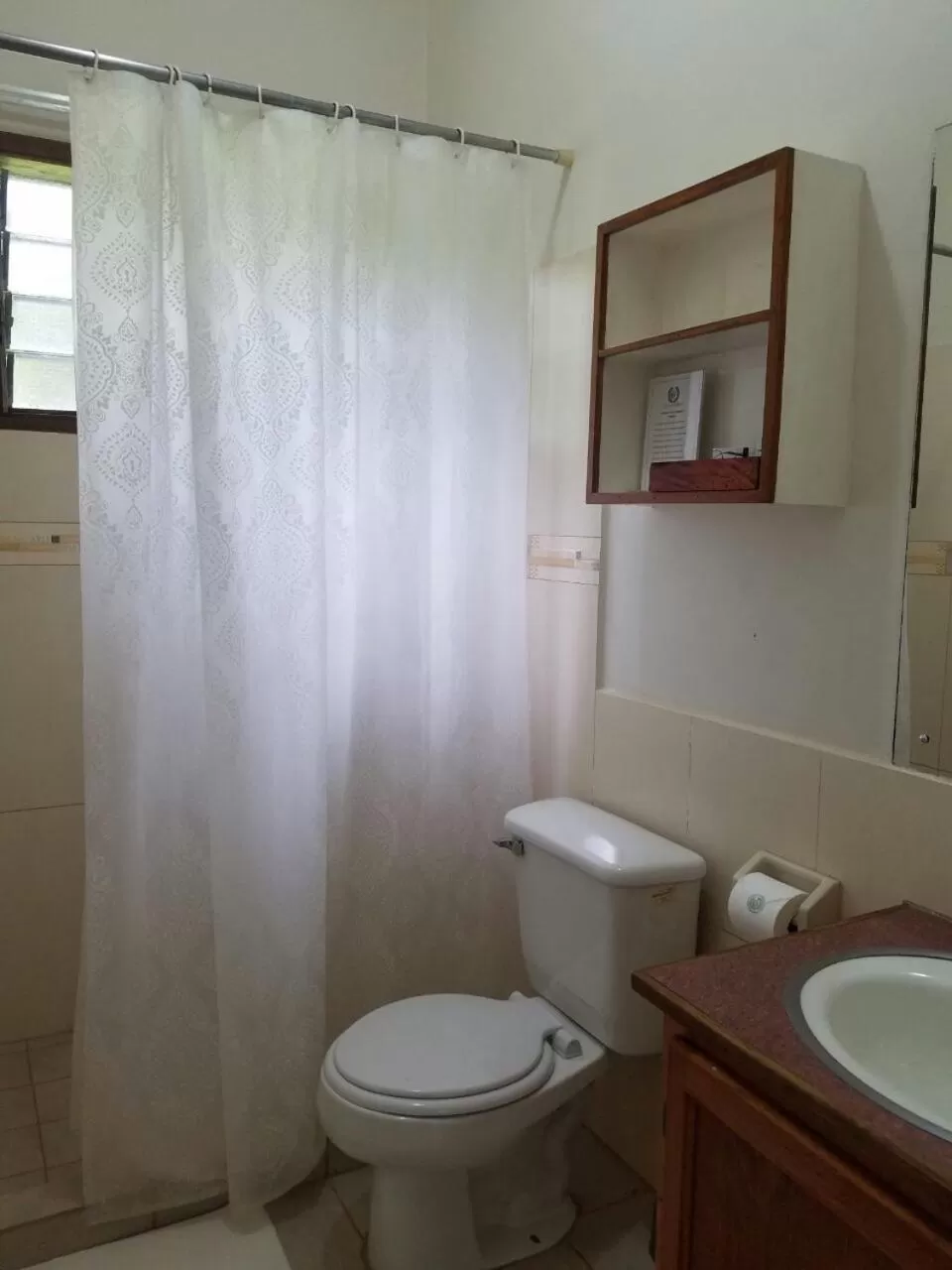 Bathroom in Ufulu Gardens Hotel