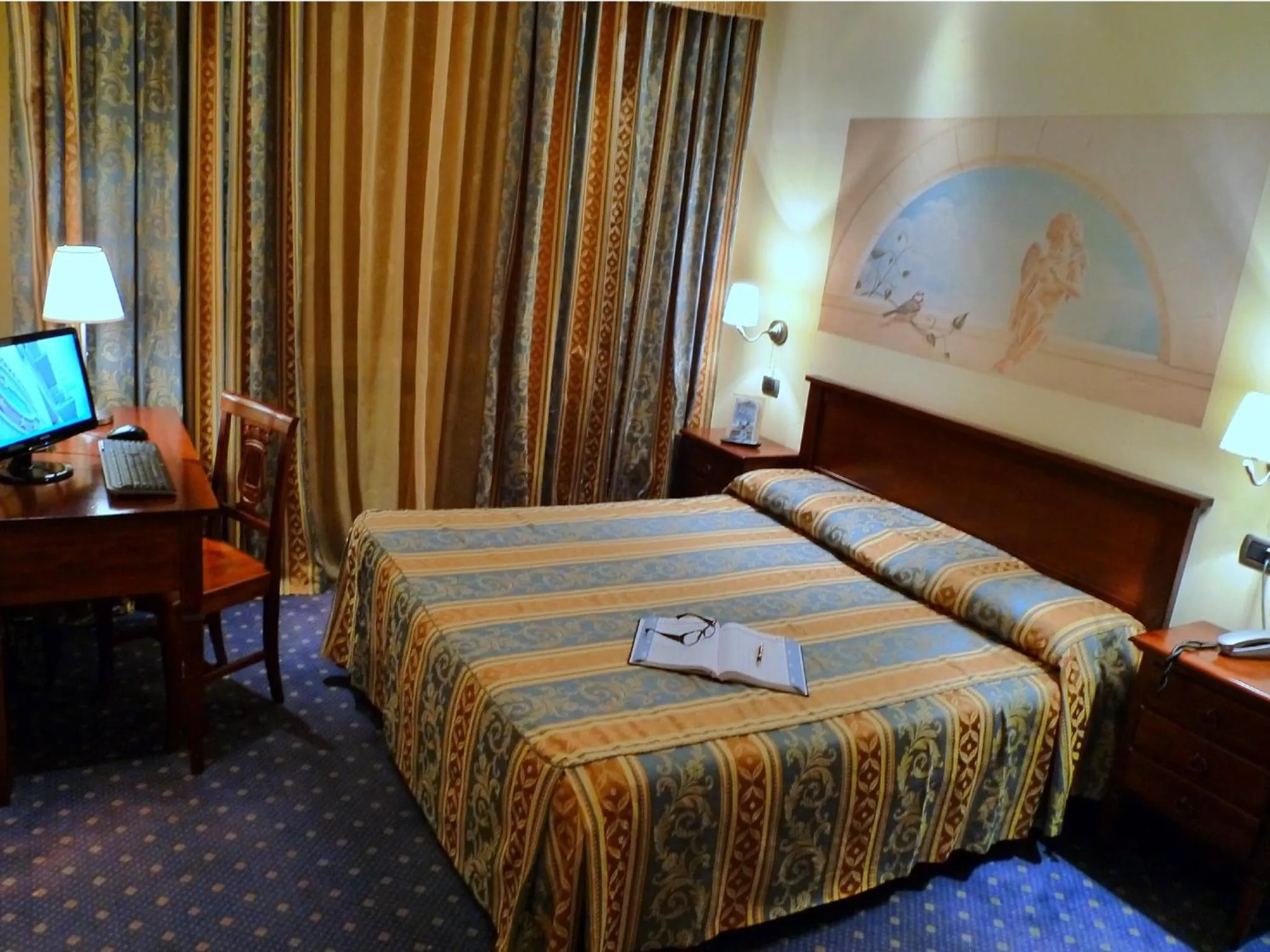 Photo of the whole room, Bed in Hotel La Pace - Experience