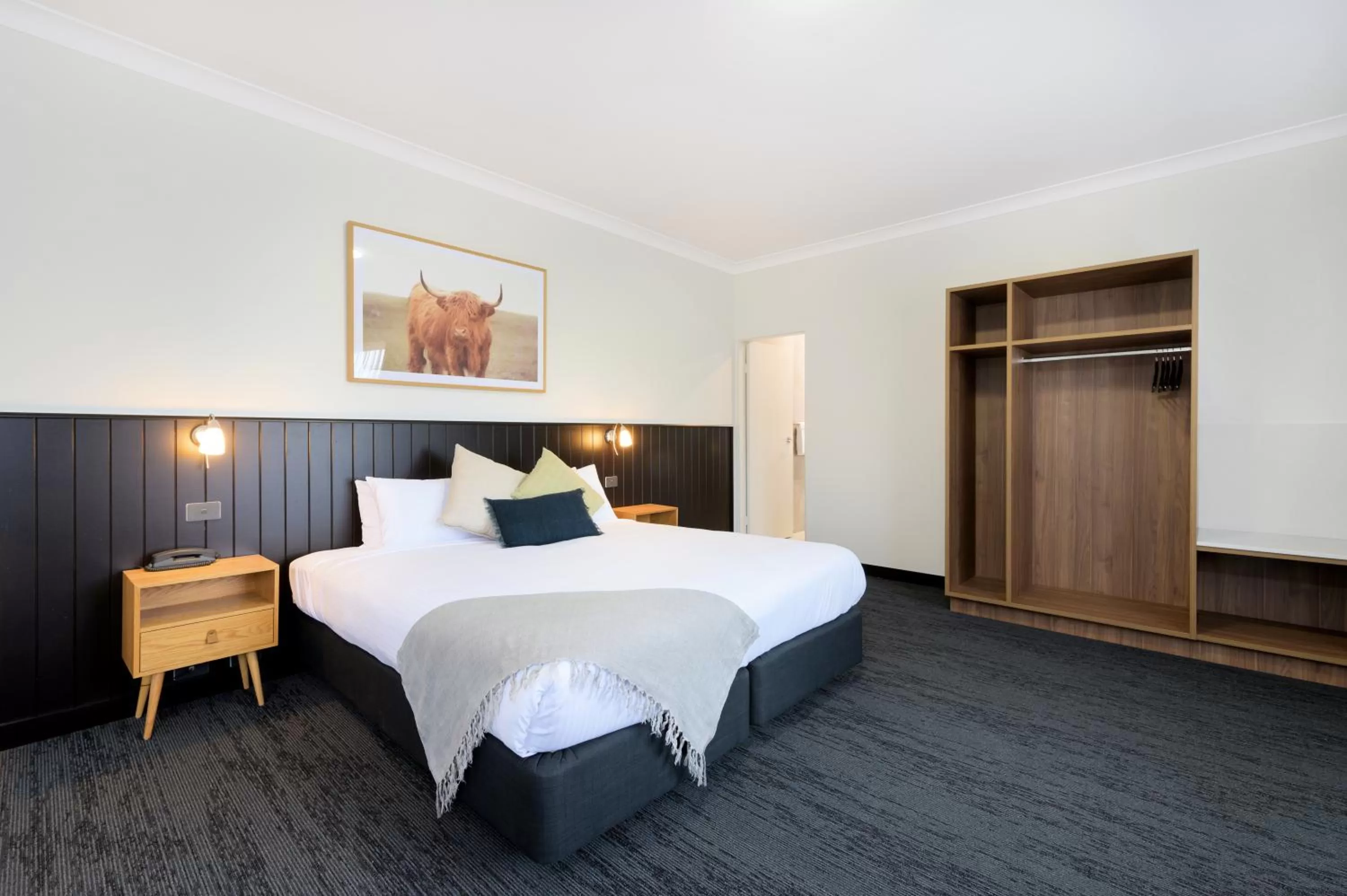 Bed in Parklands Resort Mudgee