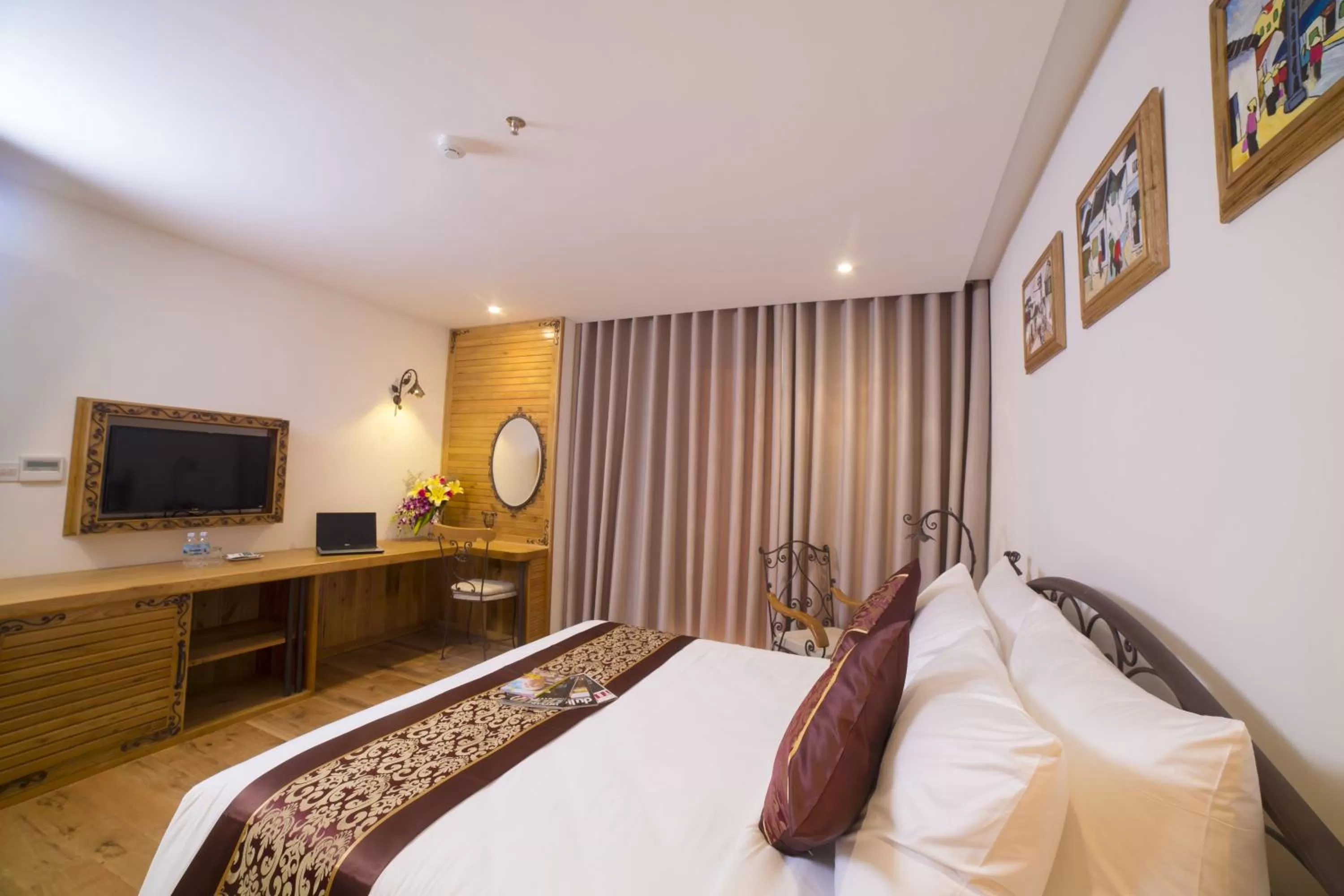 Bed in Edele Nha Trang Hotel