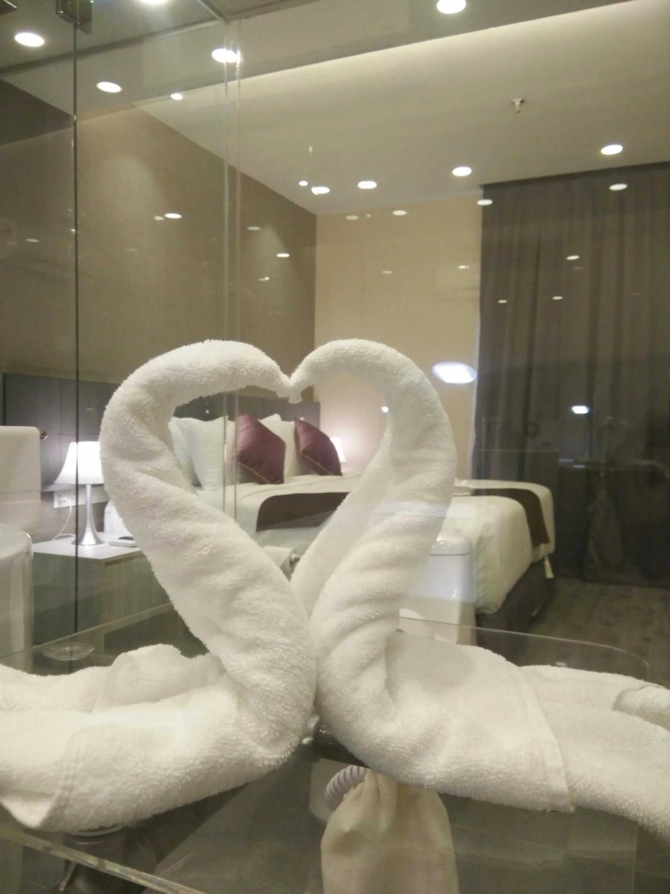 Bed in The Leverage Business hotel (Skudai)