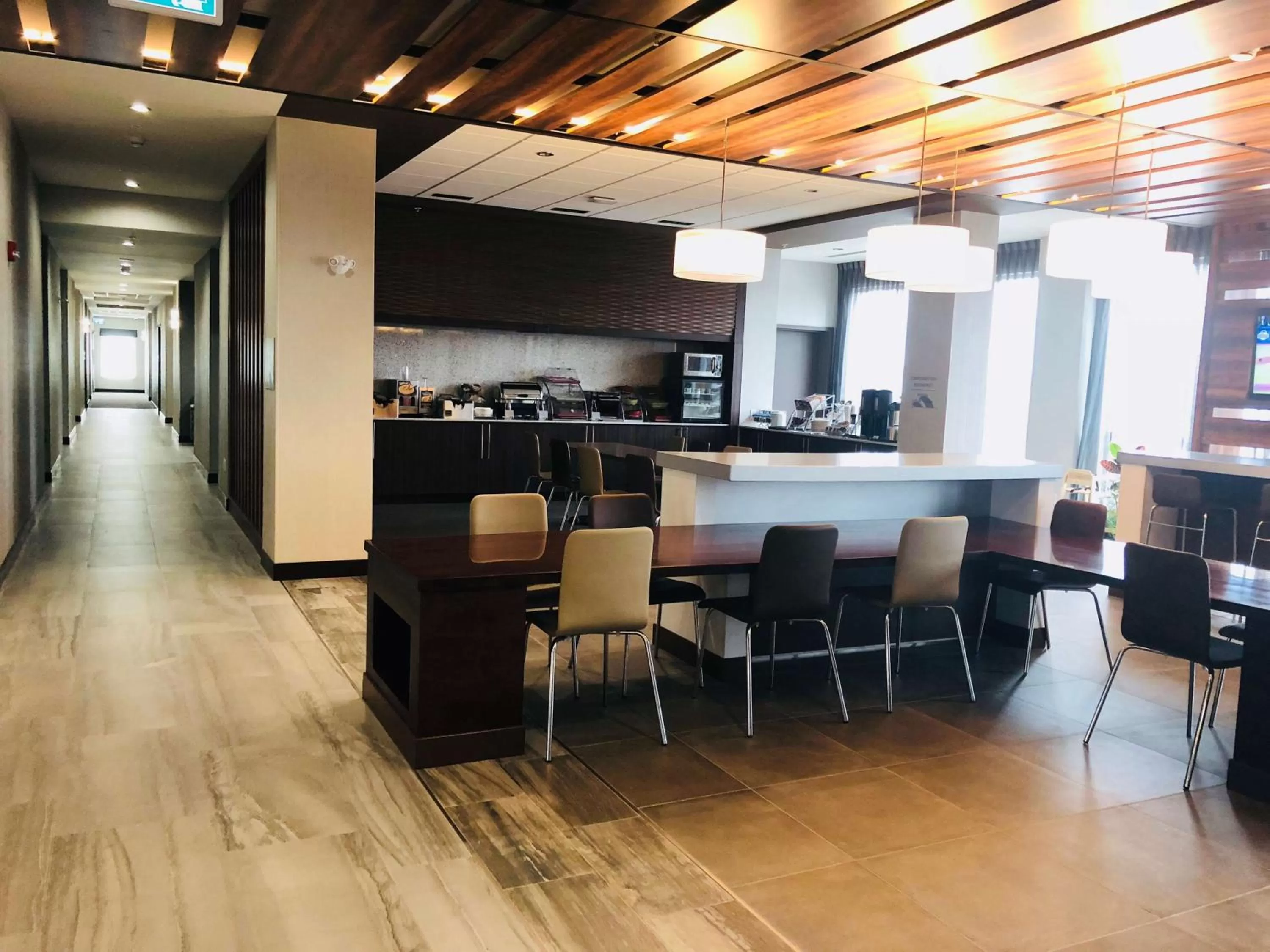 Restaurant/places to eat in Wingate by Wyndham Kamloops