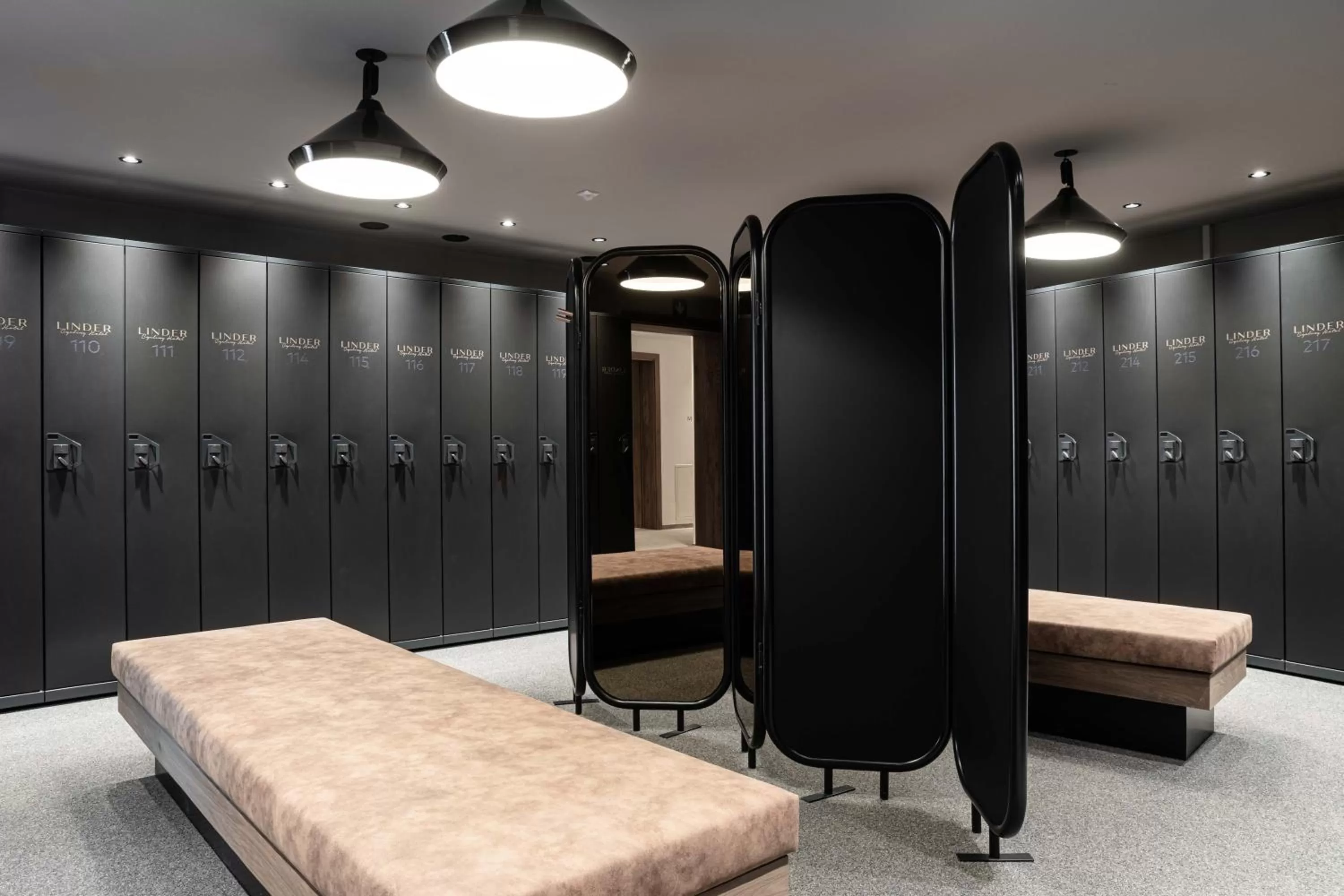 Skiing in Linder Cycling Hotel