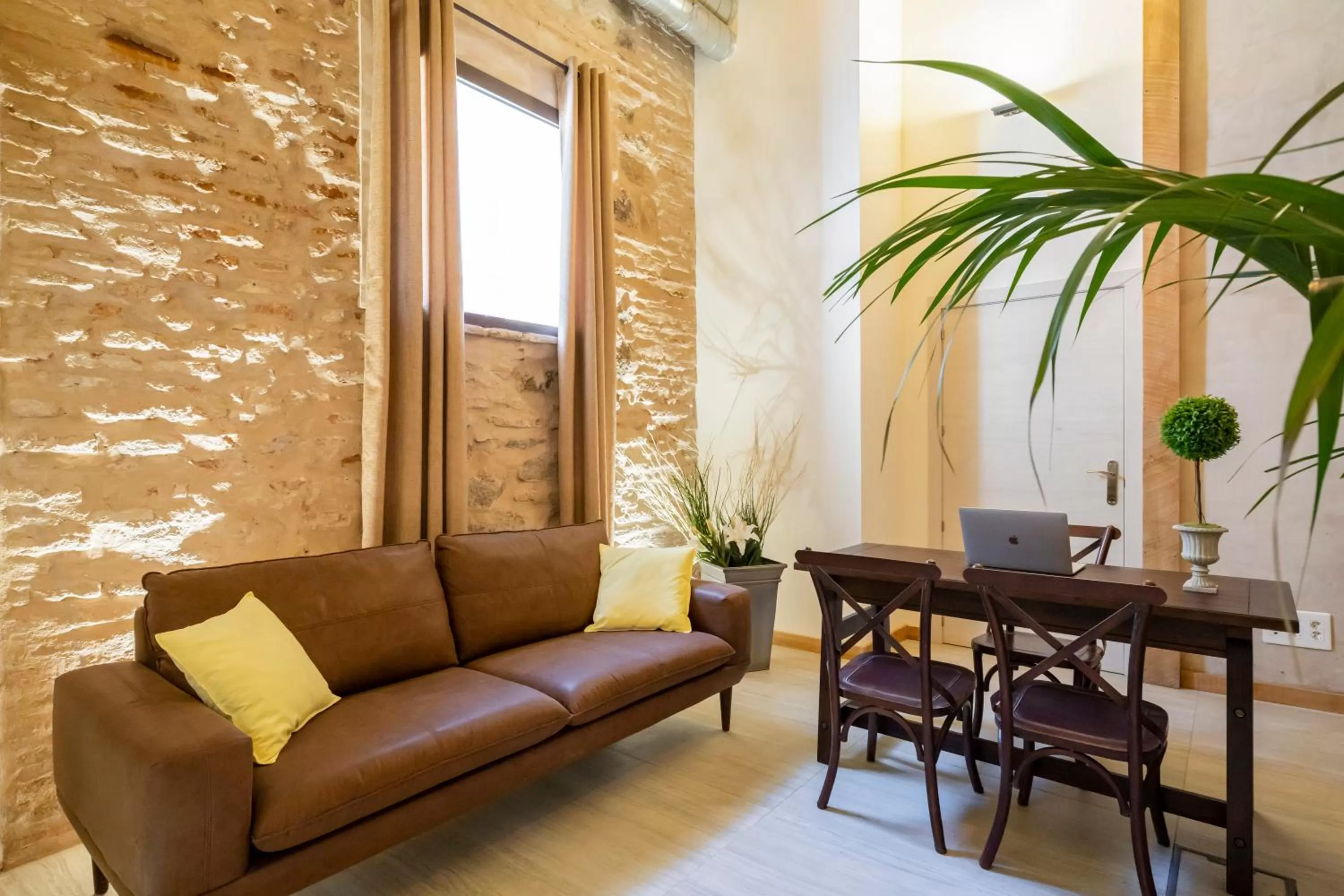 Lobby or reception in Dobo Azacanes Hostal