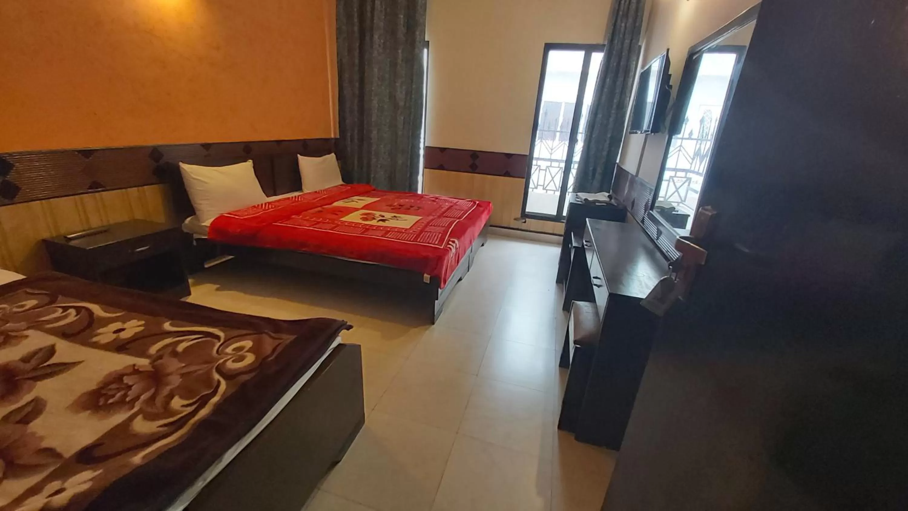 Bed in Mount Heaven Hotel Murree