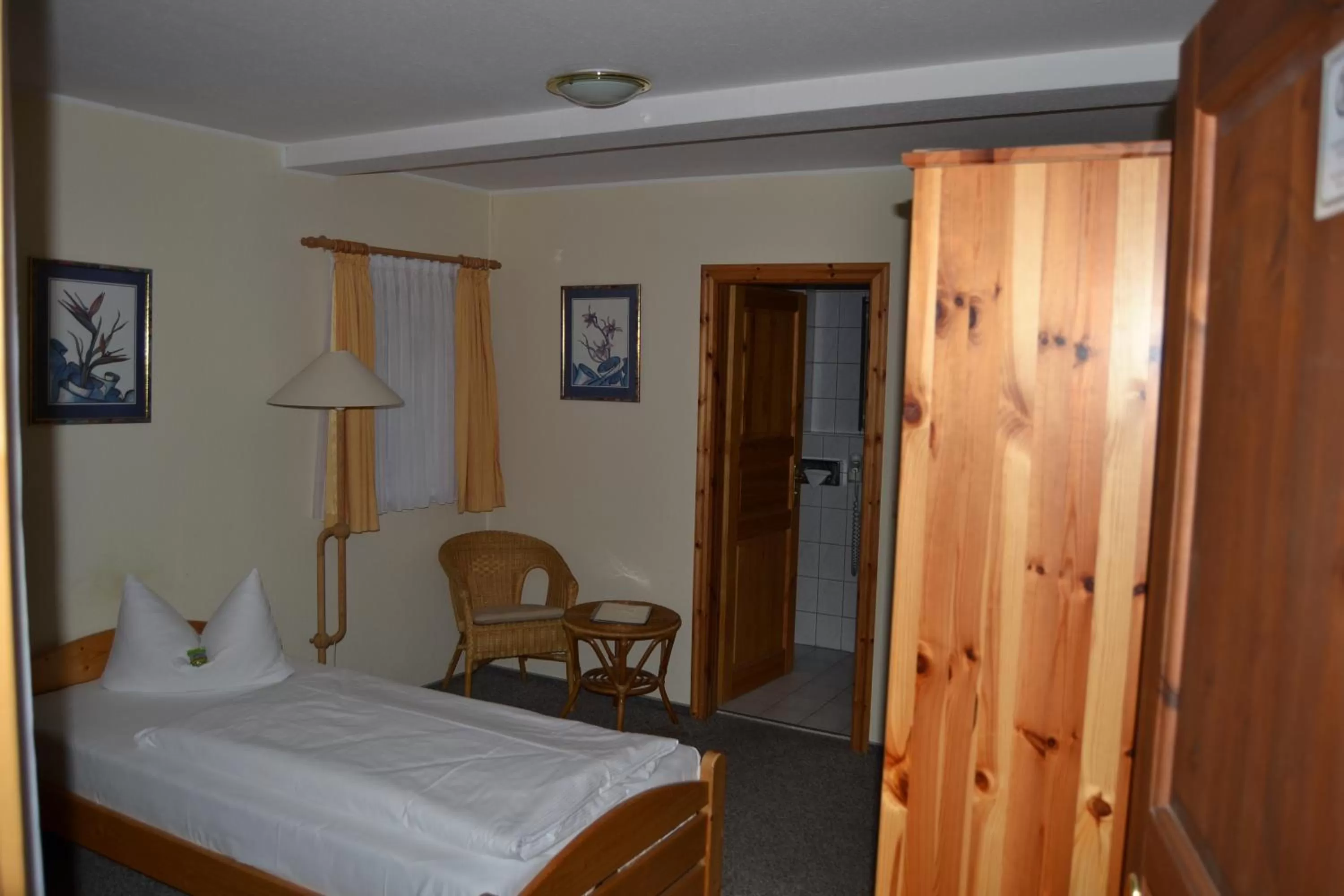 Single Room in Hotel Anker