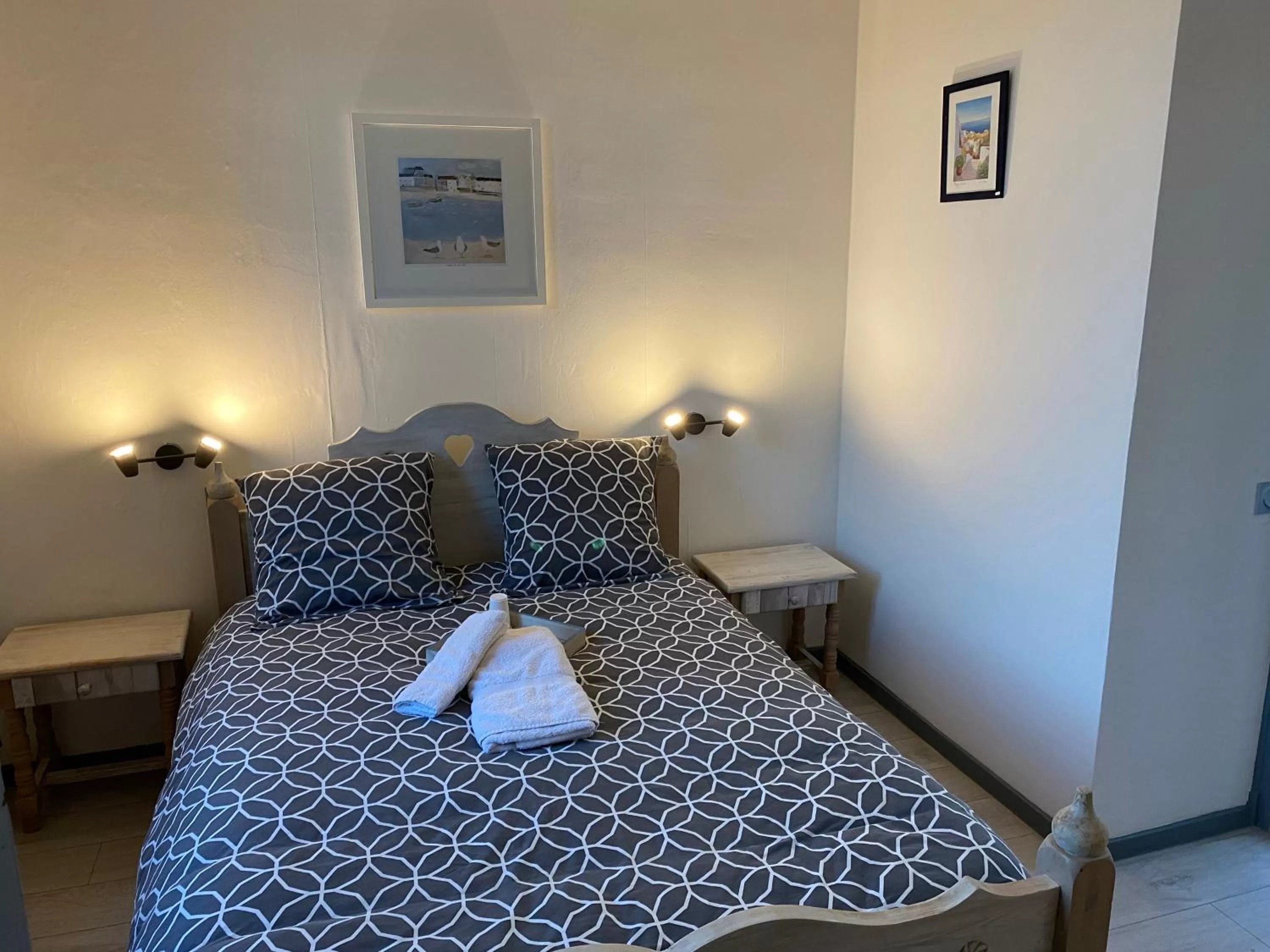 Bedroom, Bed in Auberge du Chêne