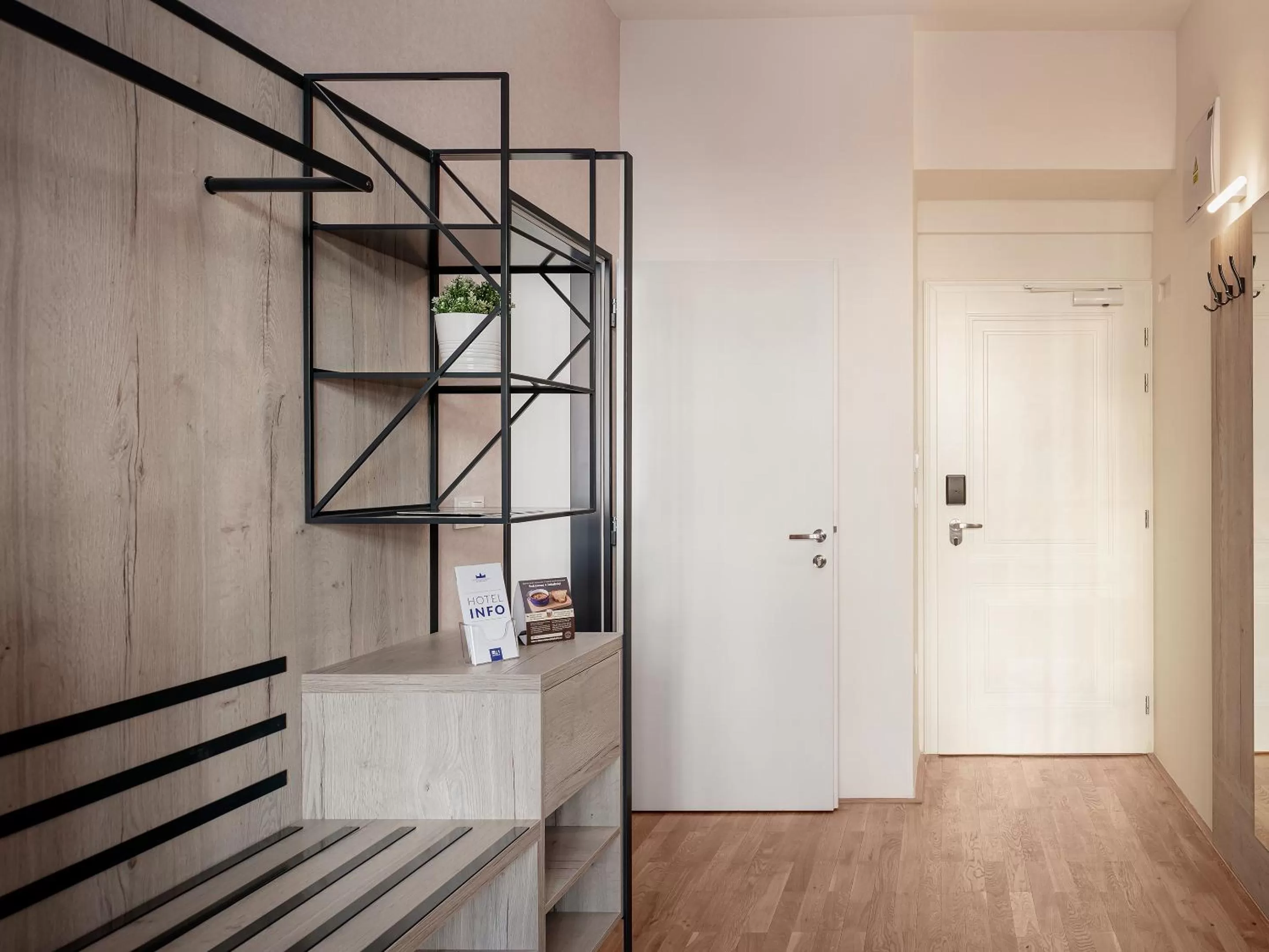 Area and facilities in EA ApartHotel Melantrich