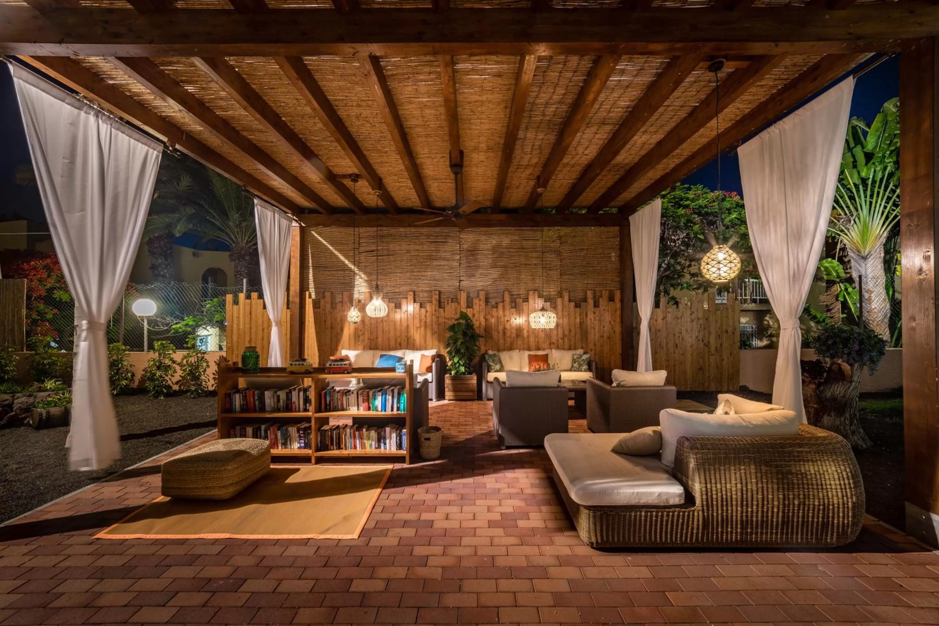 Library in Club Vista Serena