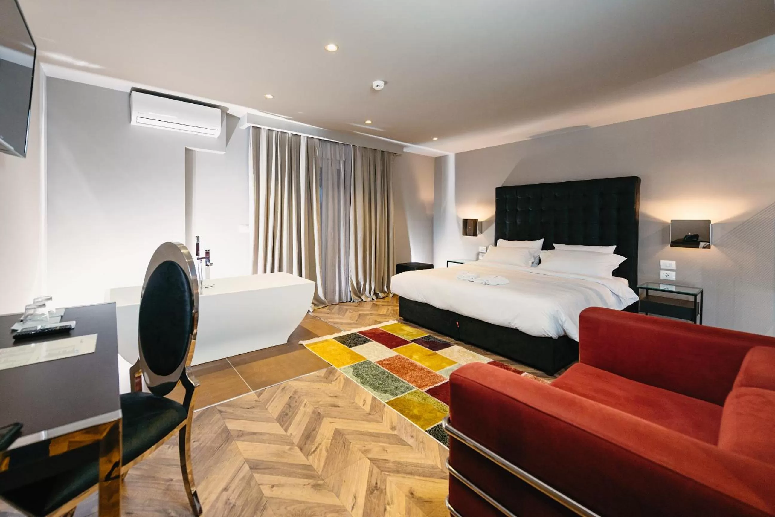 Bed in Hotel Egnatia