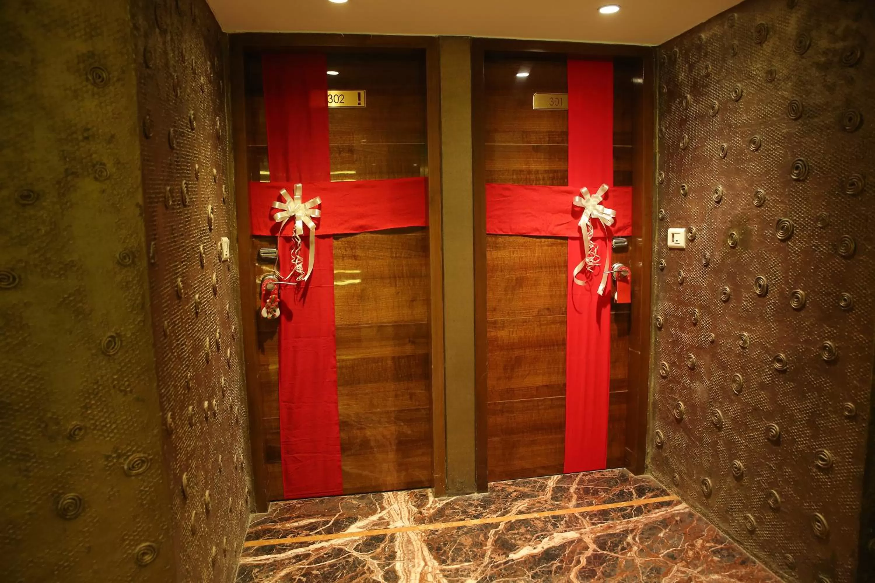 Decorative detail in Bizz The Hotel