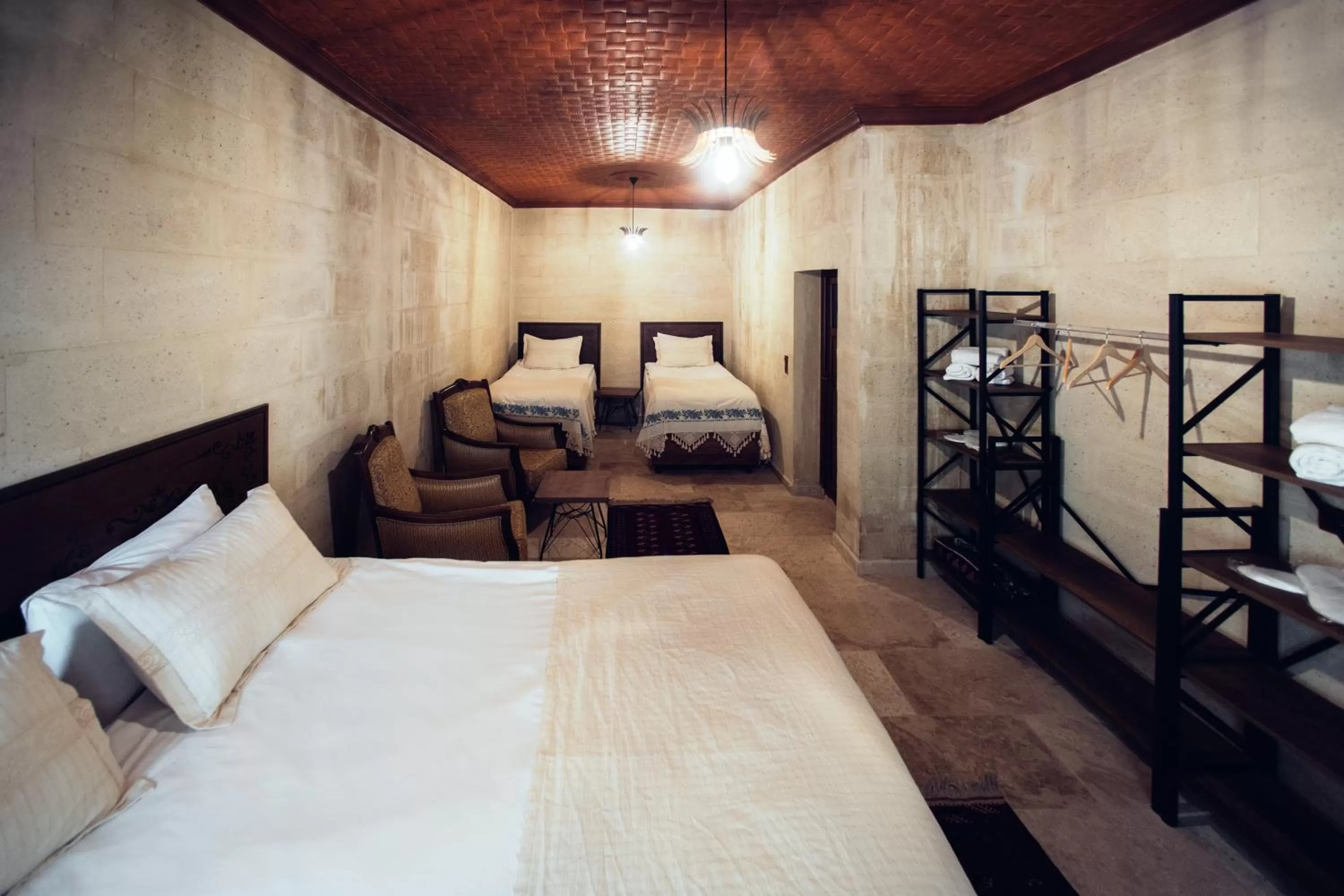 Bed in Azalea Terrace Cave Hotel