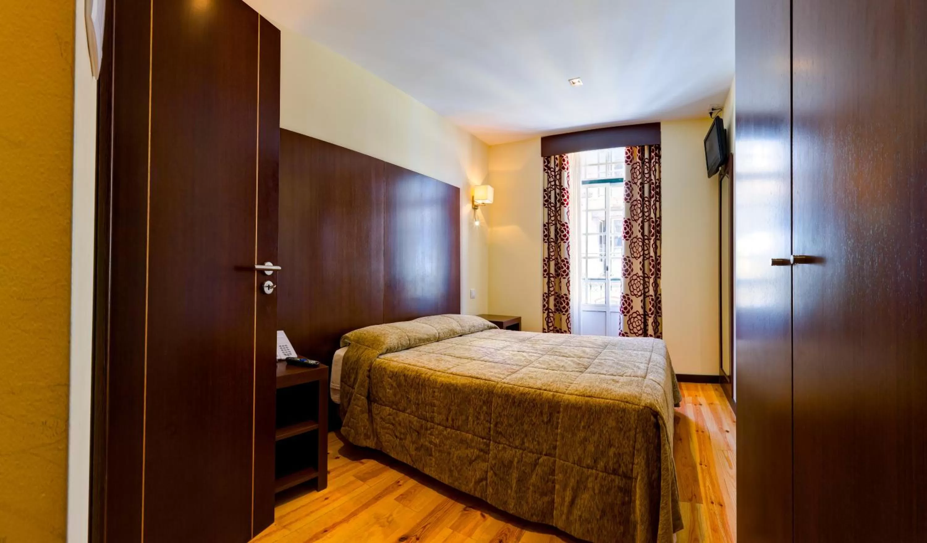 Photo of the whole room, Bed in Hotel Duas Nações