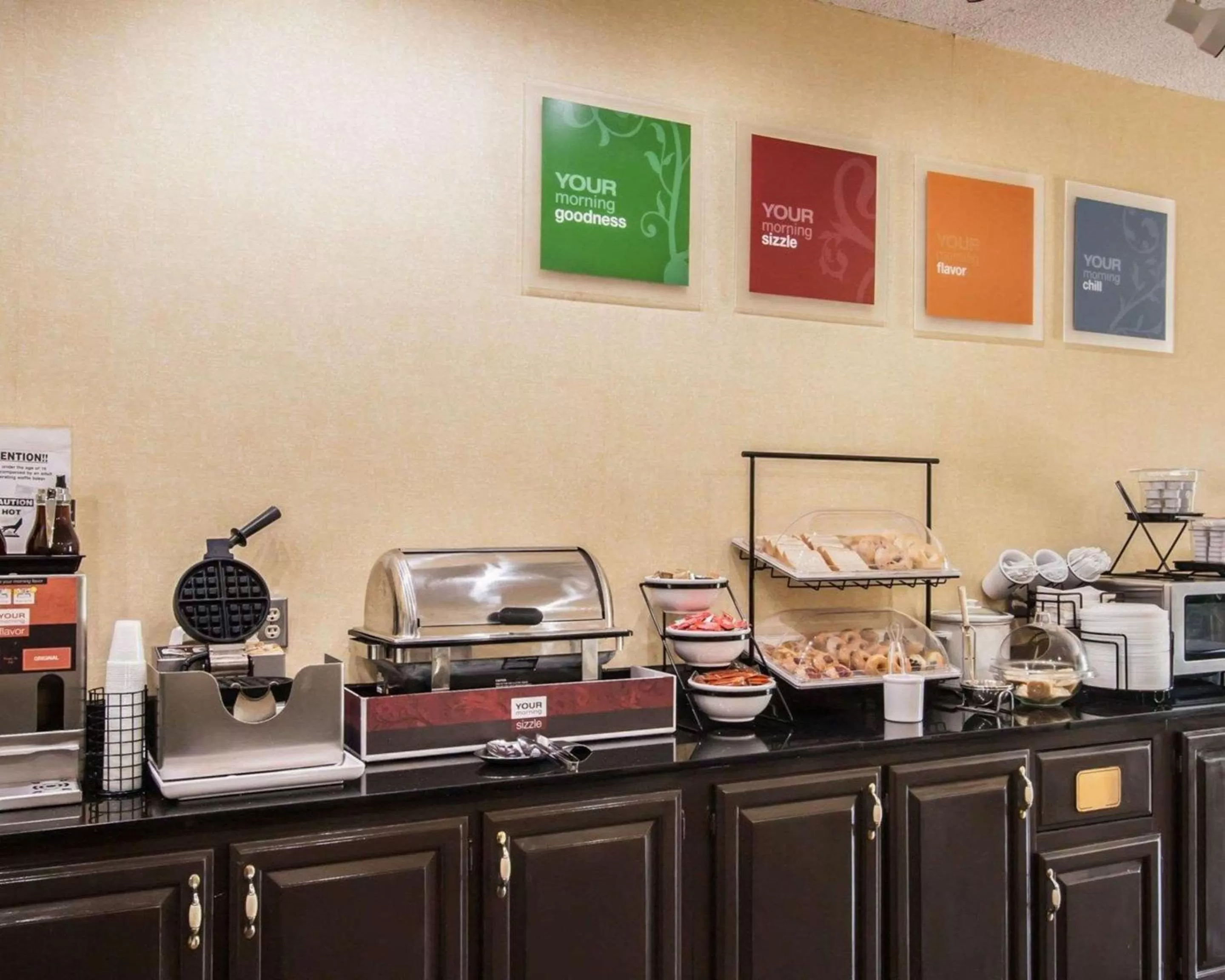 Restaurant/places to eat in Quality Inn Hayti North