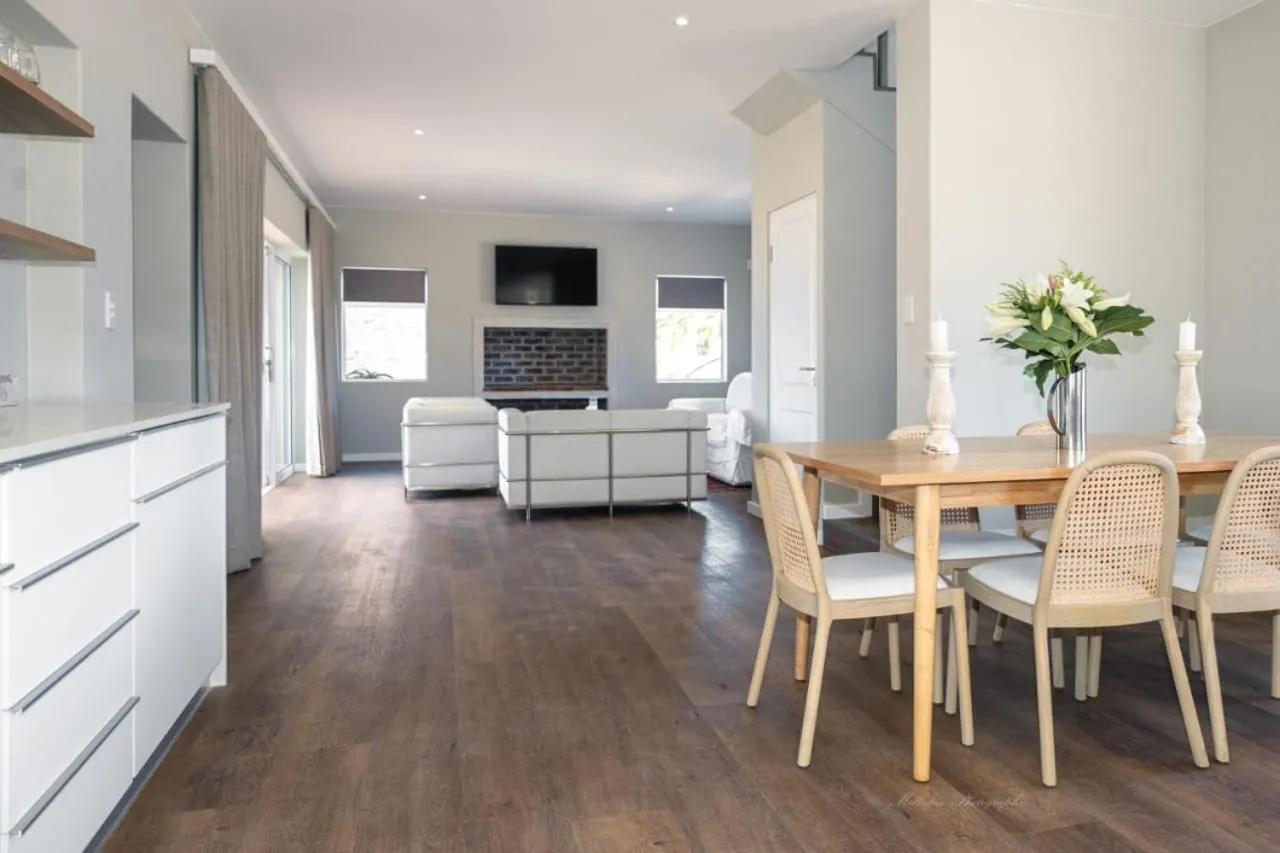 Living room in Blue Bay Lodge