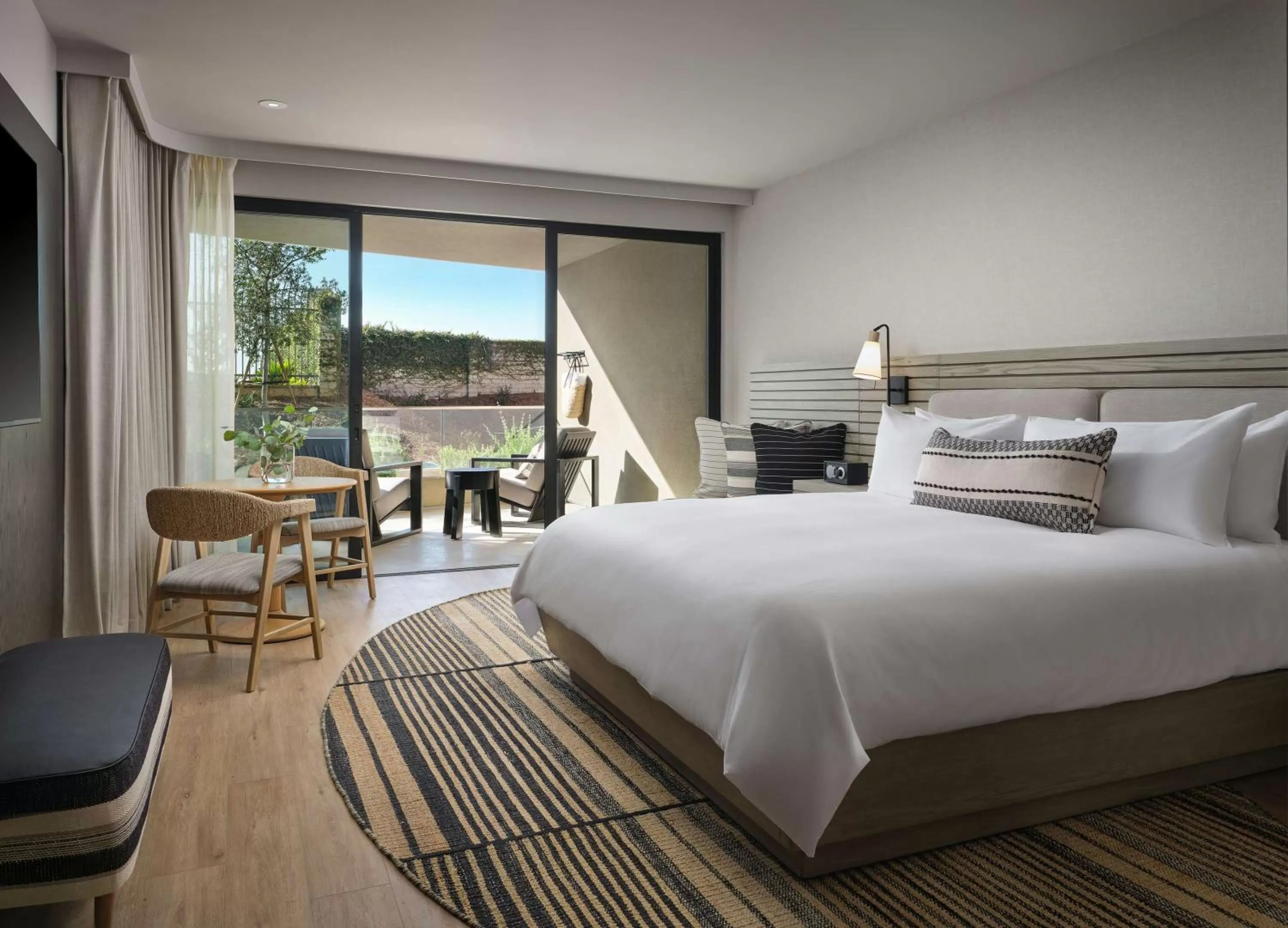 Photo of the whole room, Bed in Alila Marea Beach Resort Encinitas, a Hyatt Resort