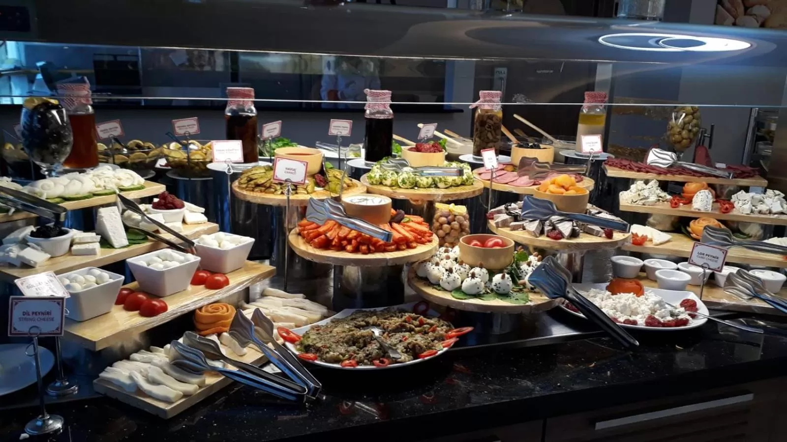 Food and drinks in Ramada by Wyndham Diyarbakir