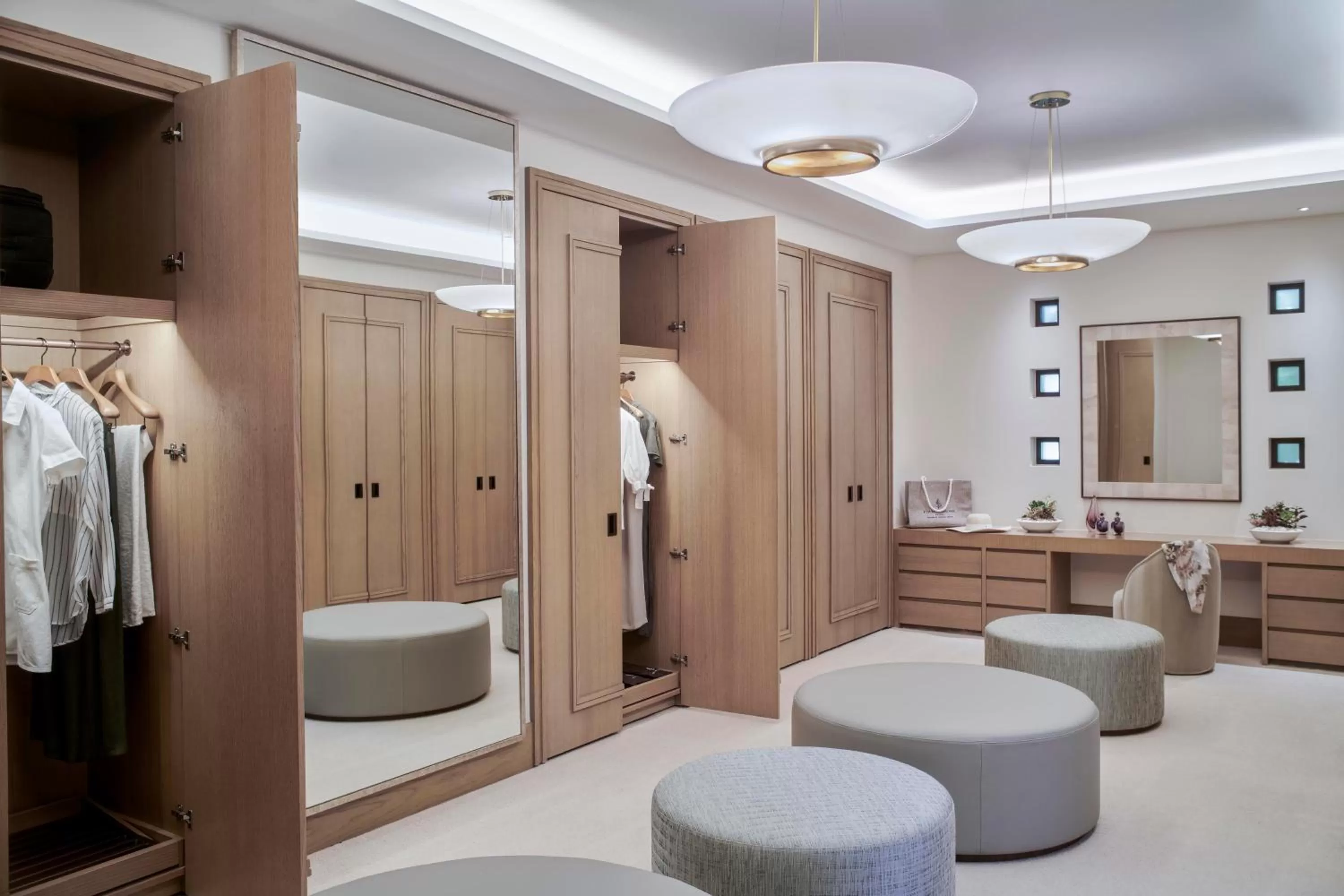 wardrobe in Four Seasons Resort Sharm El Sheikh