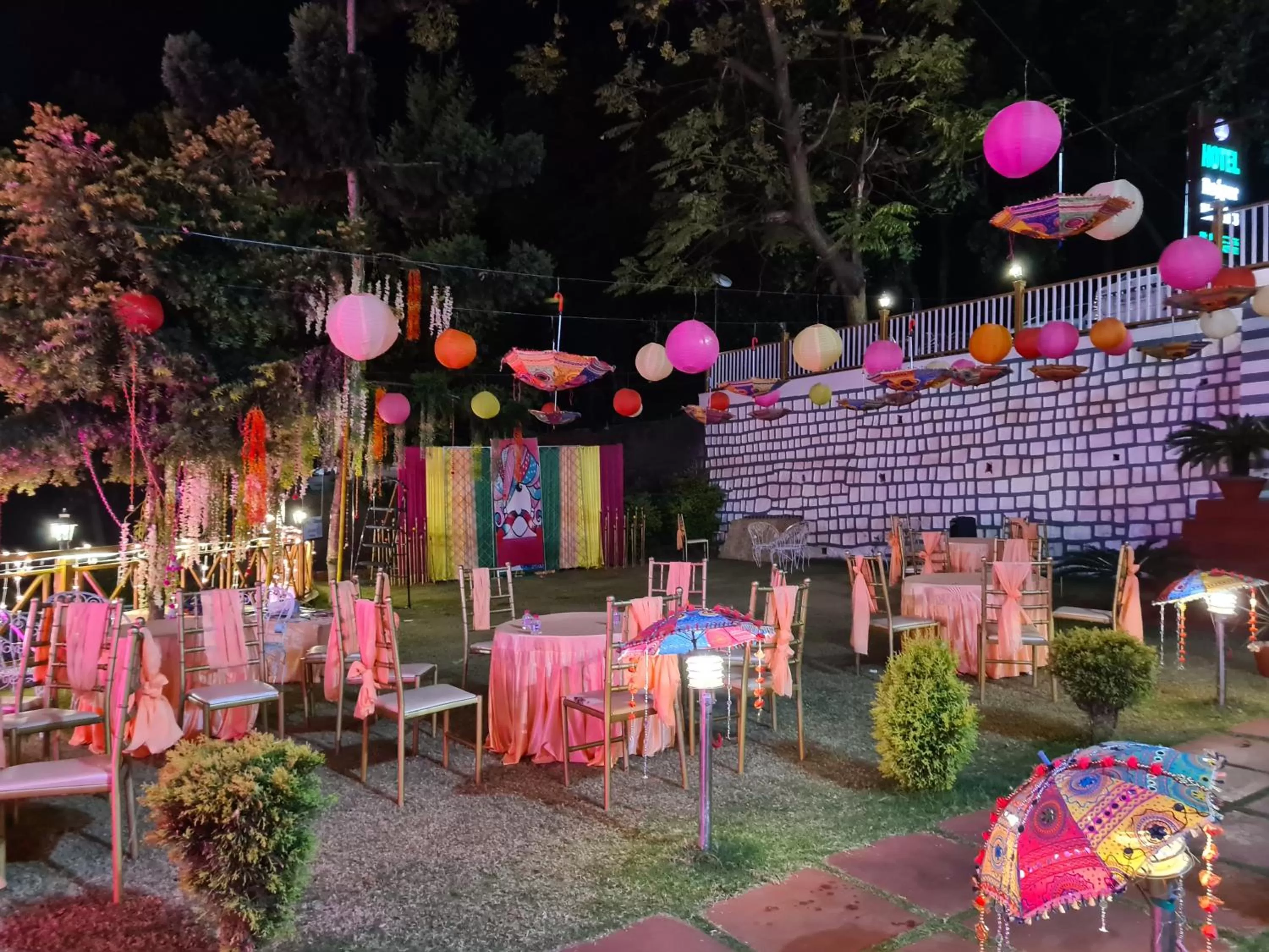 Property building in Hotel Rajpur Heights