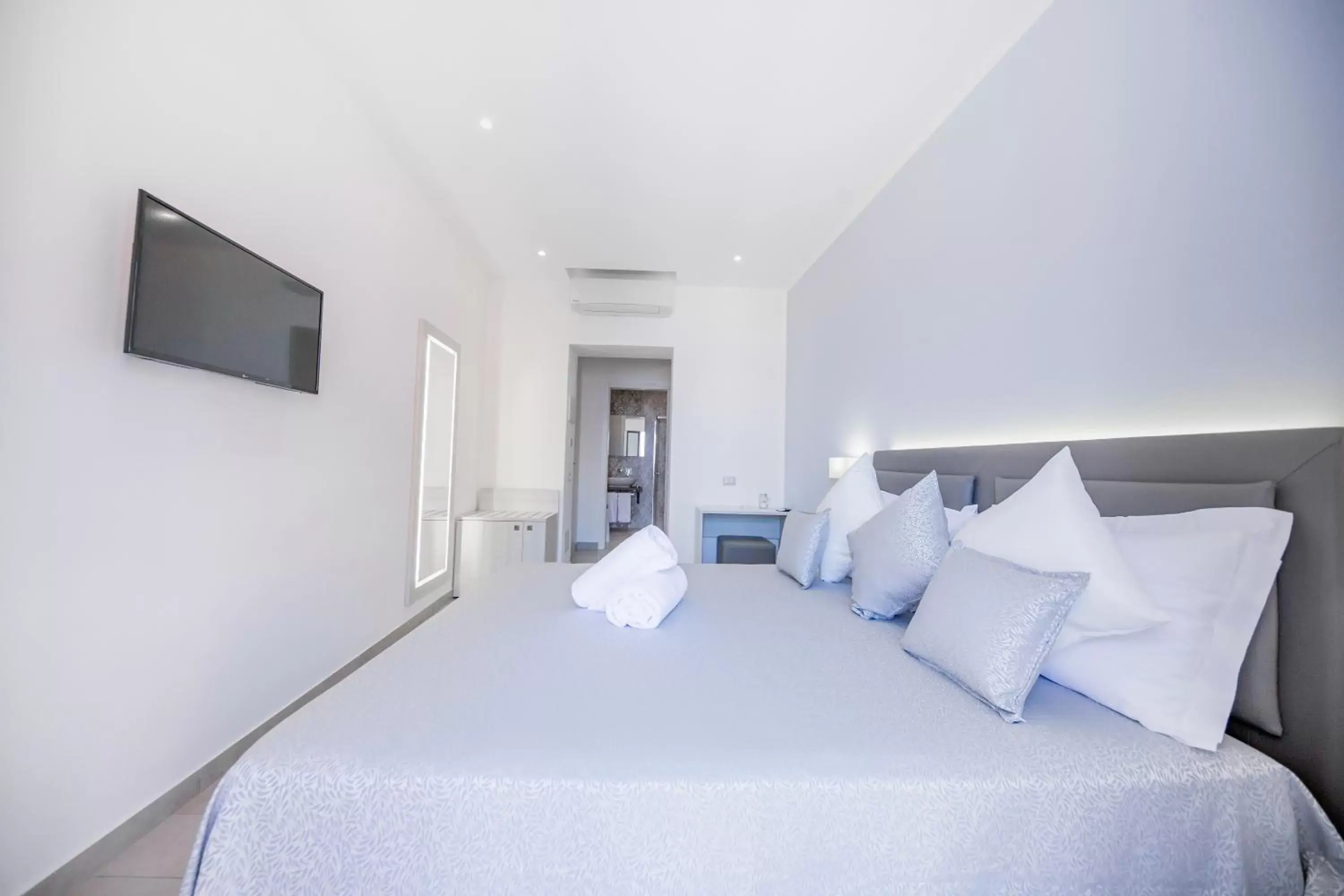 Double Room with Balcony in Ossuna Bay Hotel Boutique Double Room with Balcony in Ossuna Bay Hotel Boutique