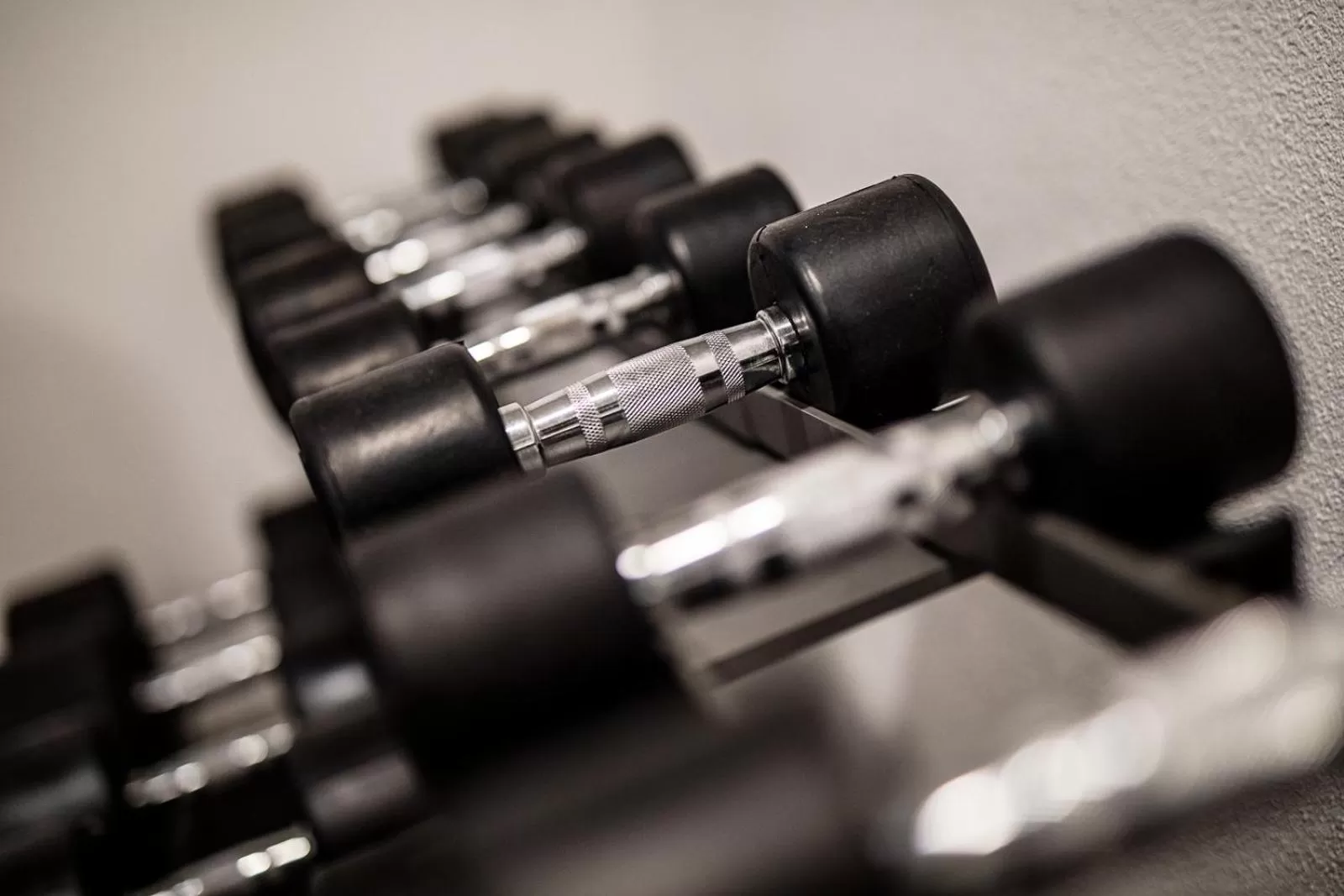 Fitness centre/facilities in 201 Hotel