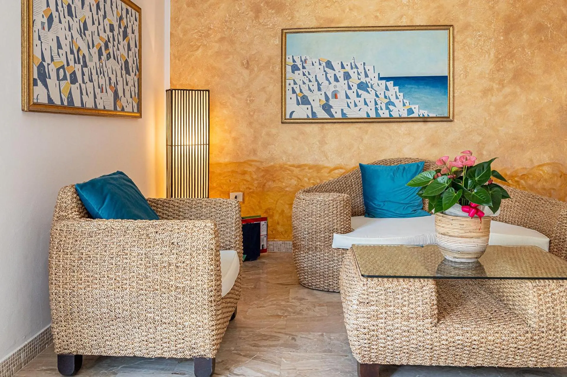 Living room in Hotel City