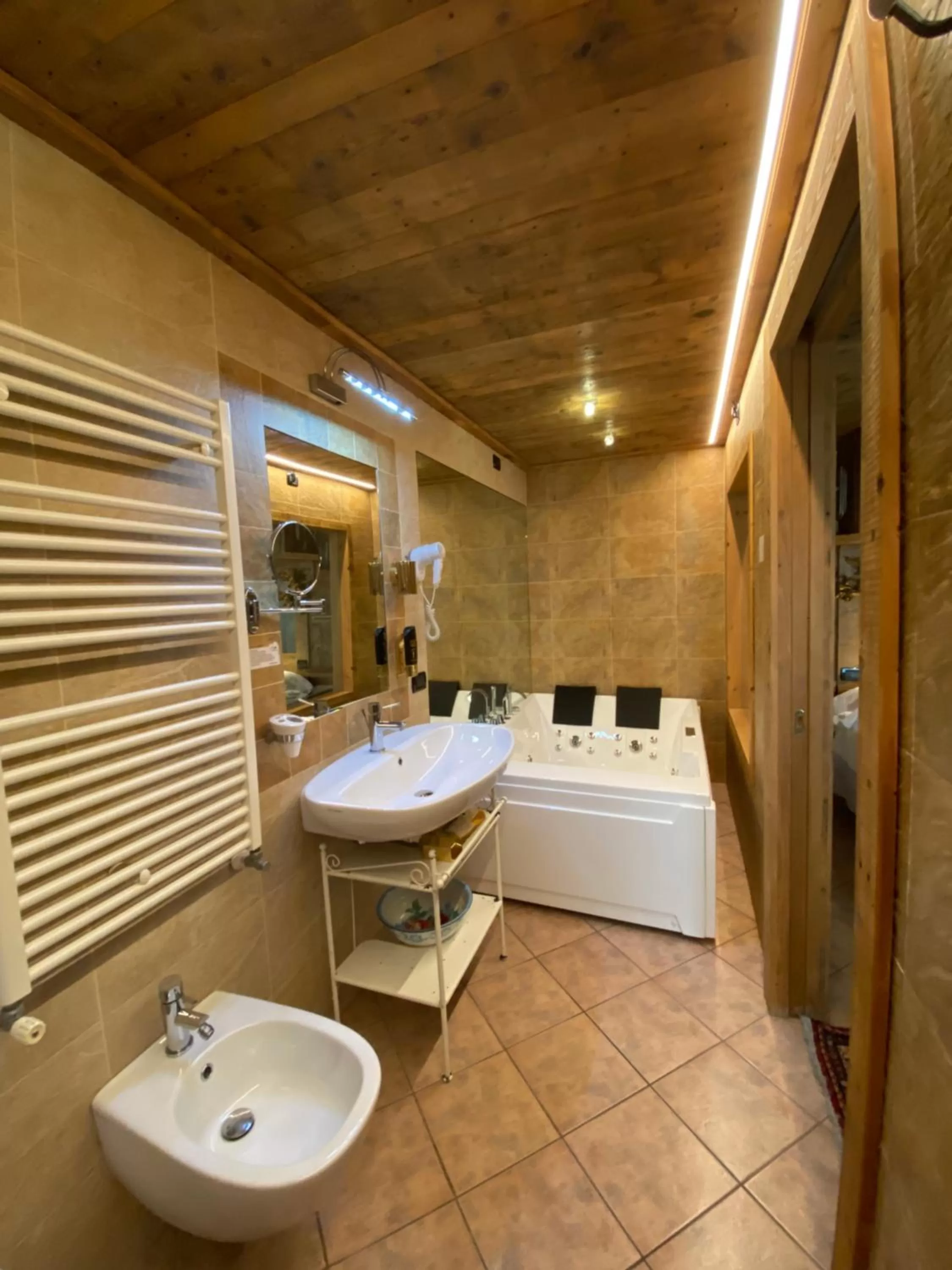 Toilet in Le Fate Corbezzole