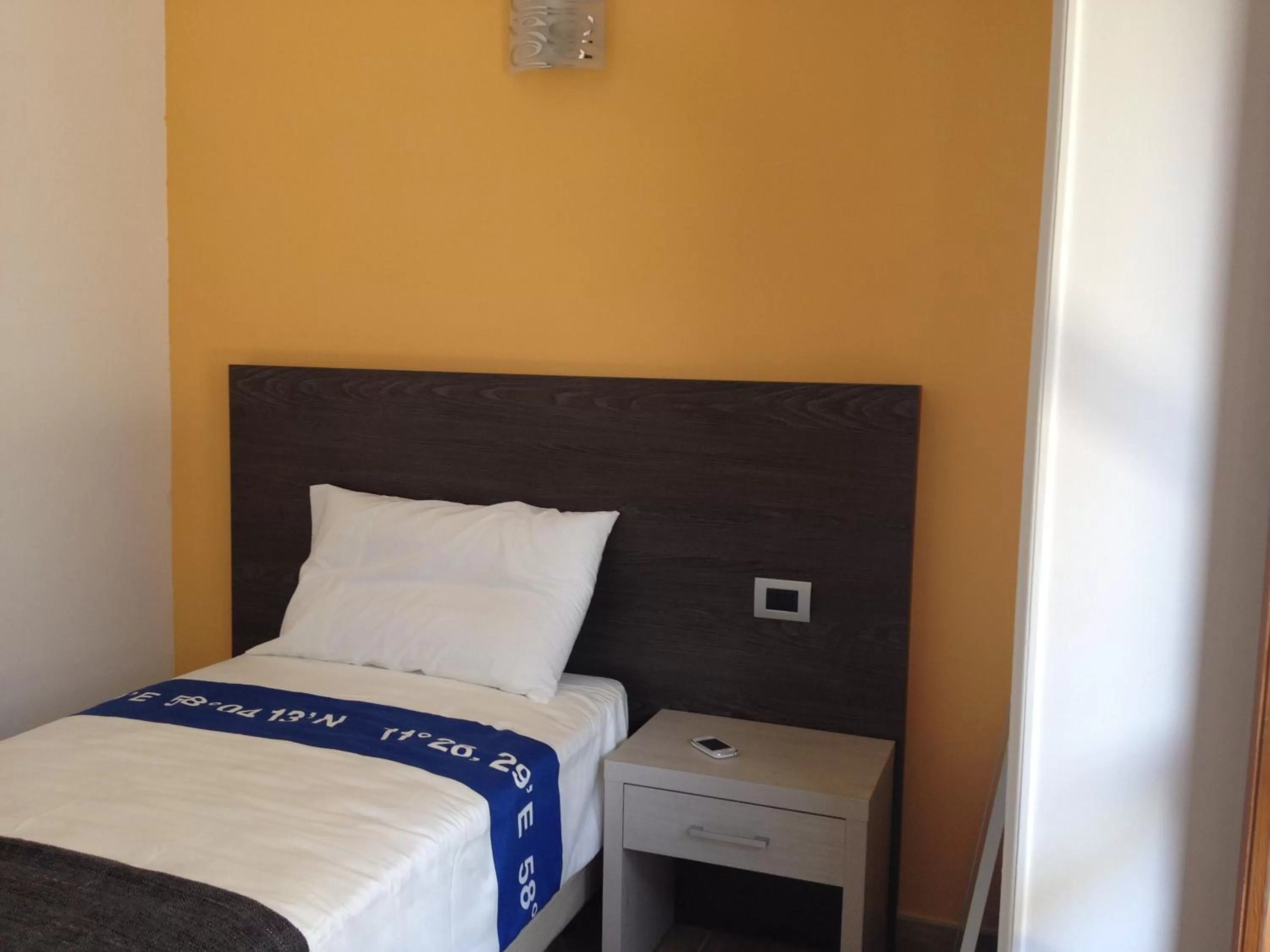 Bedroom, Bed in Trastevere's Friends