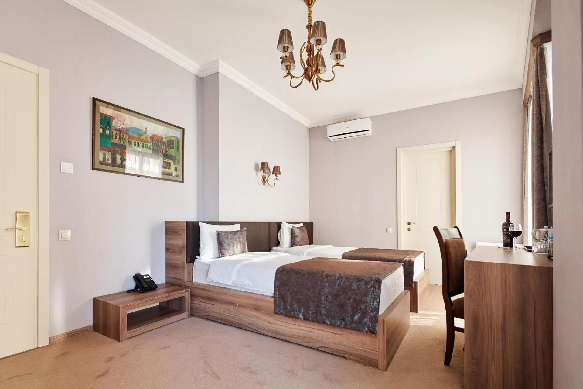 Photo of the whole room, Bed in Hotel Pushkin