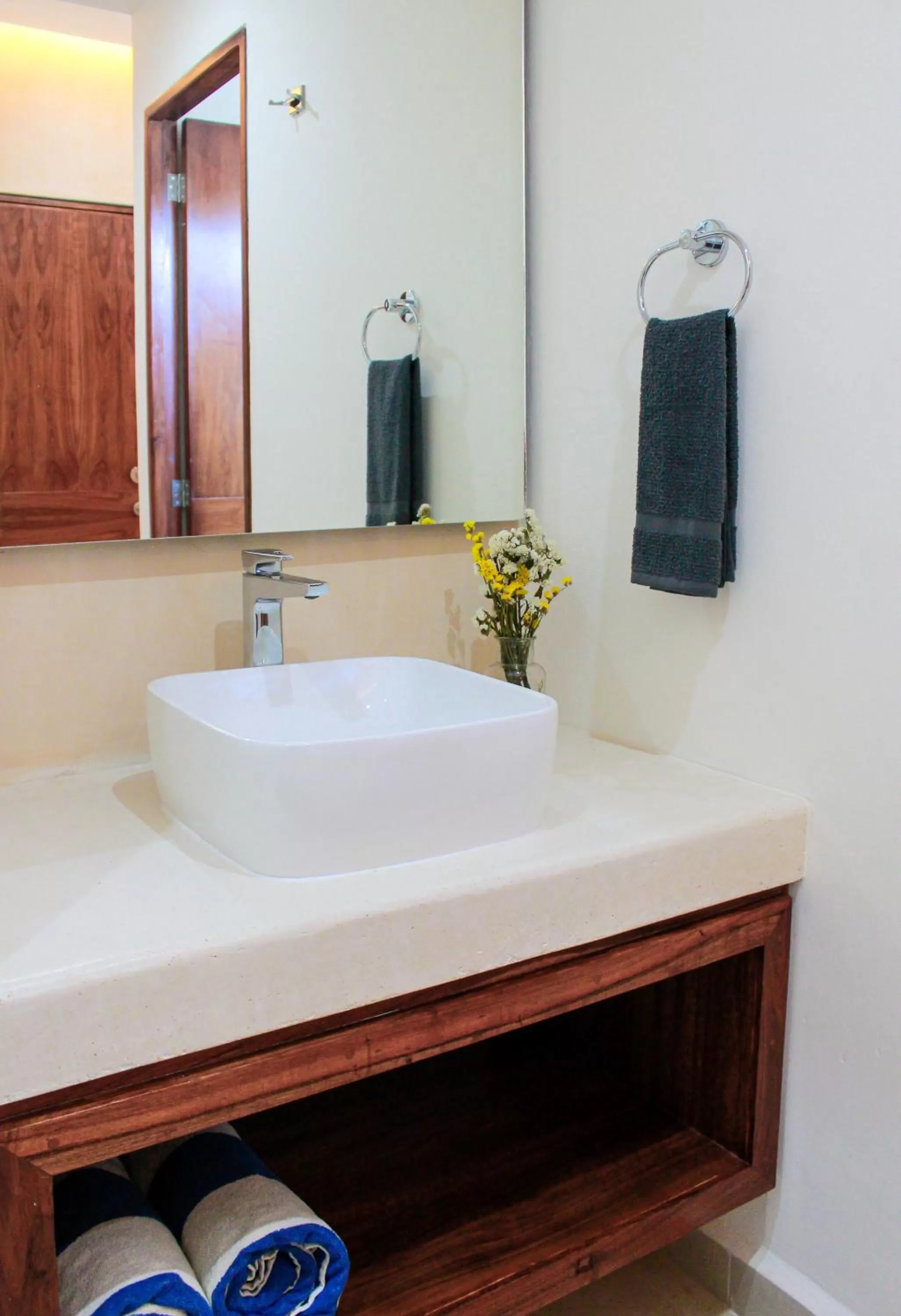 Bathroom in Gama 09 Apartments