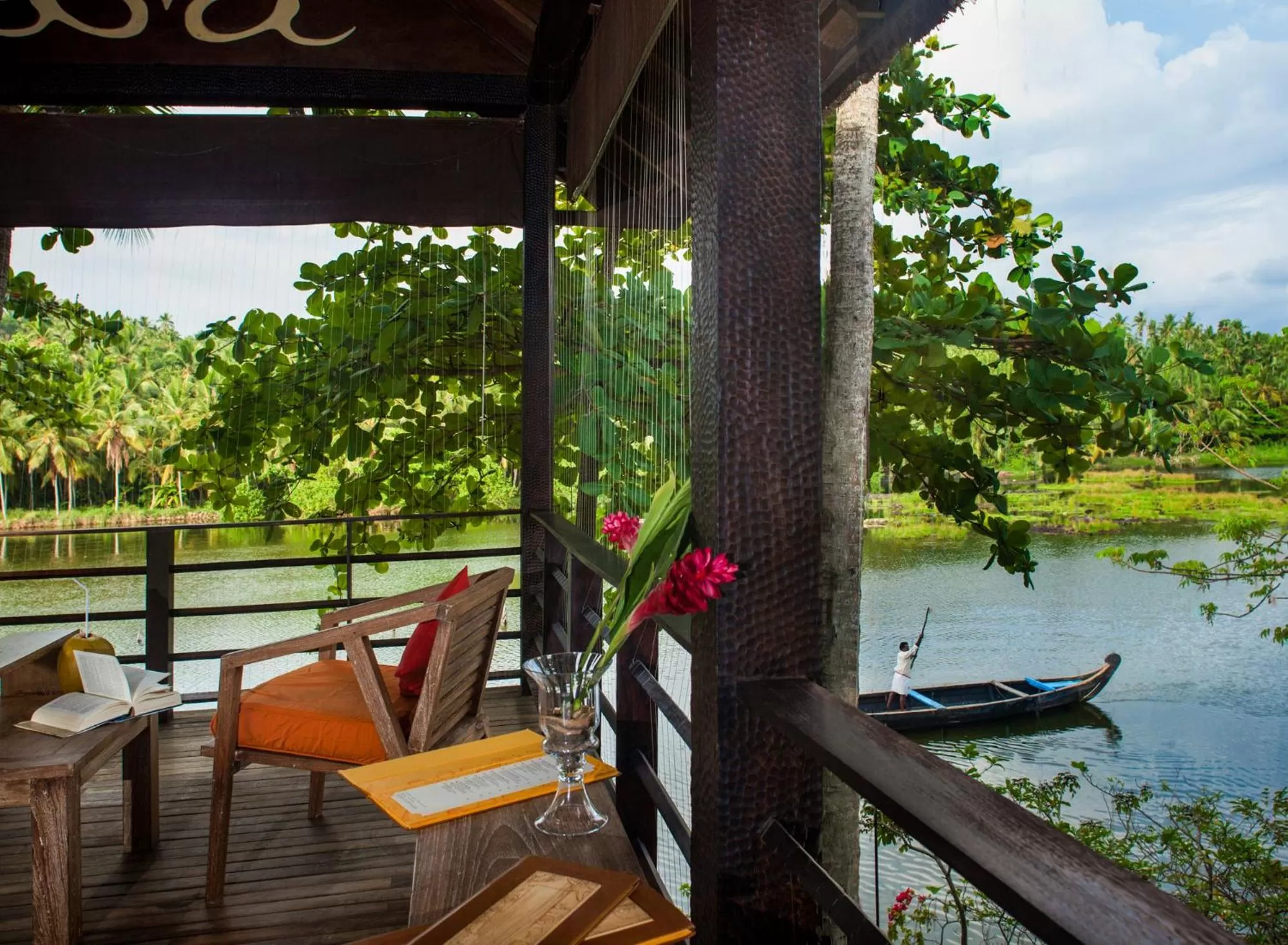 Restaurant/places to eat in Taj Green Cove Resort and Spa Kovalam