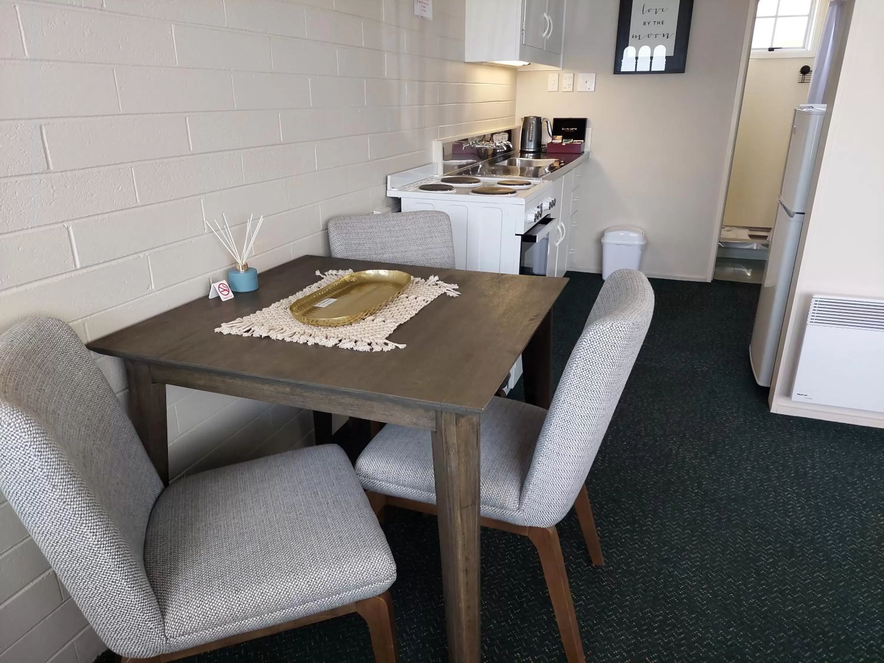 Kitchen or kitchenette in Colonial on Tay