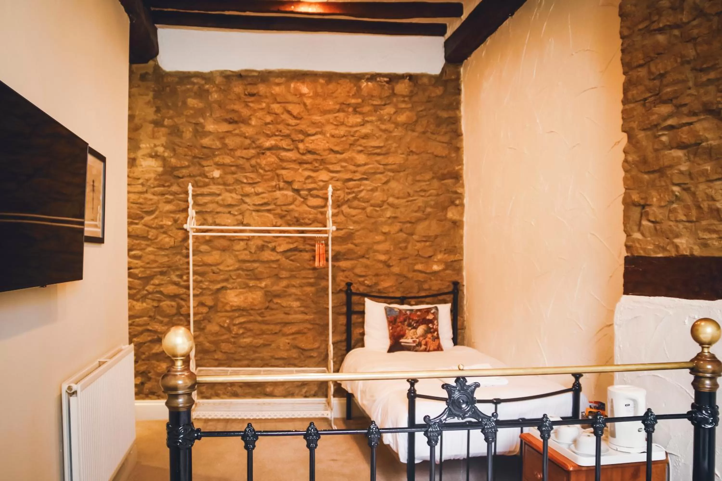 Bed in The Old Crown Coaching Inn