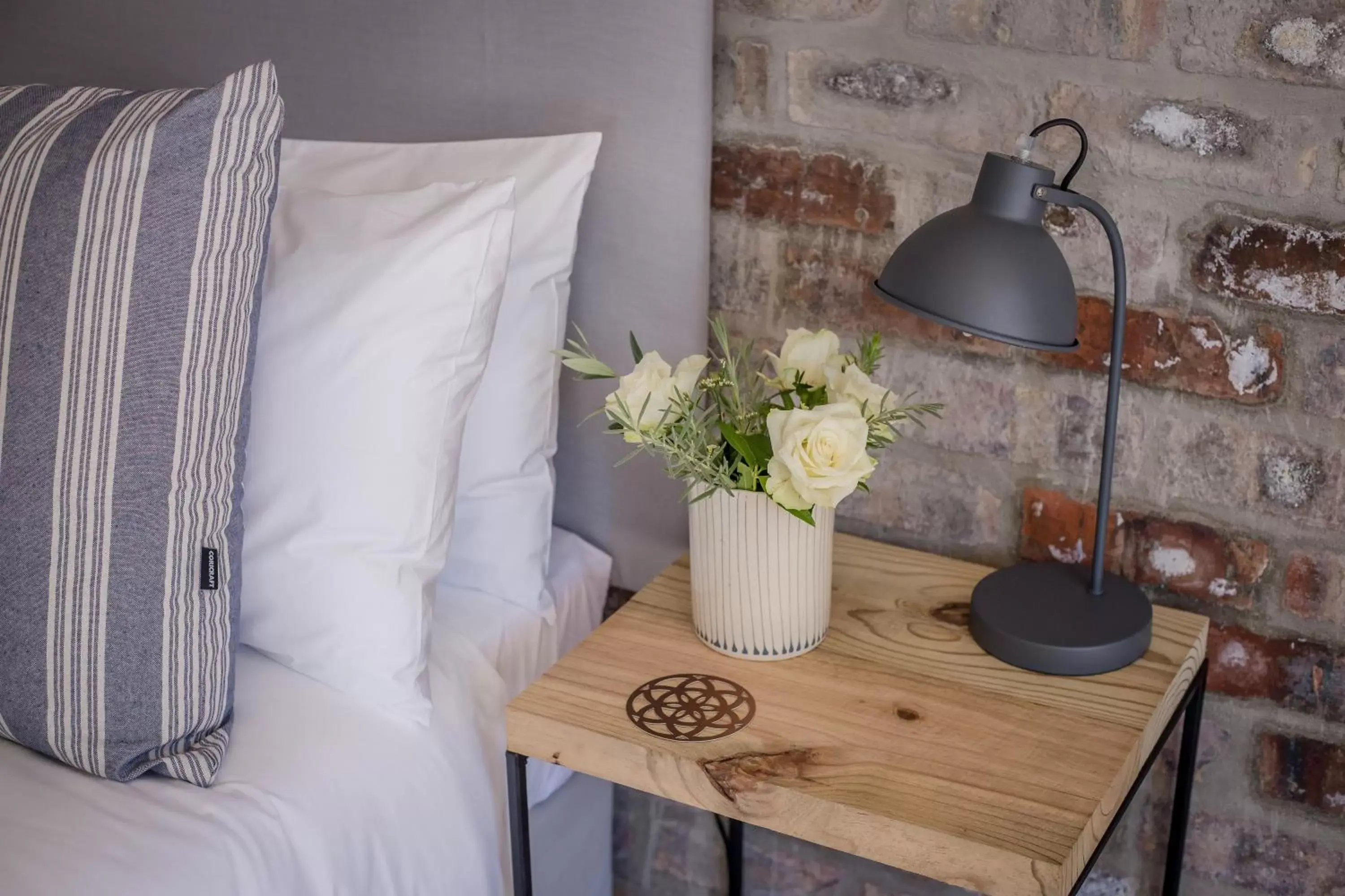 Deluxe Queen Room - single occupancy in Raw Karoo Guest House Deluxe Queen Room - single occupancy in Raw Karoo Guest House