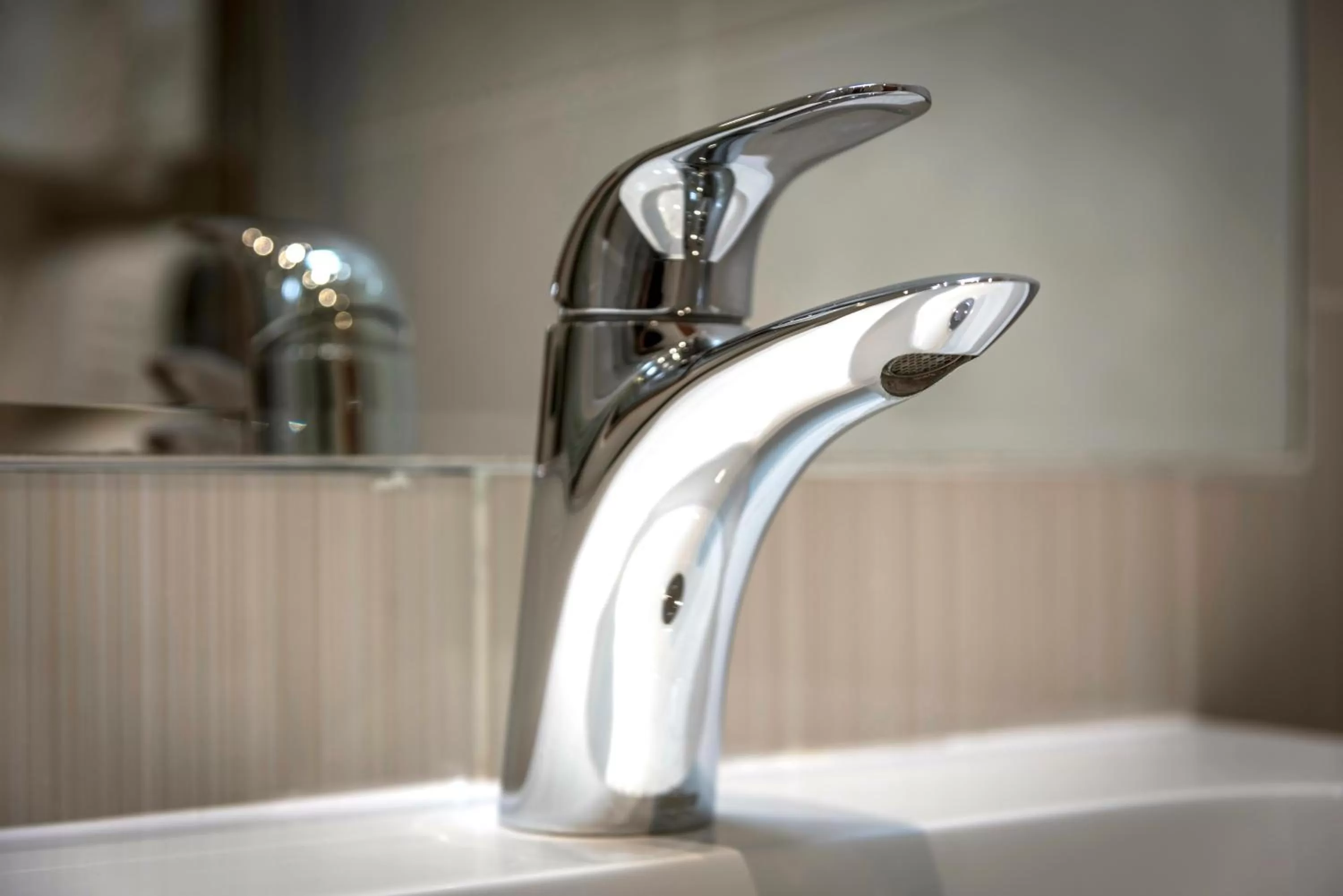 Bathroom in The Kings Head Hotel, Richmond, North Yorkshire - The Coaching Inn Group