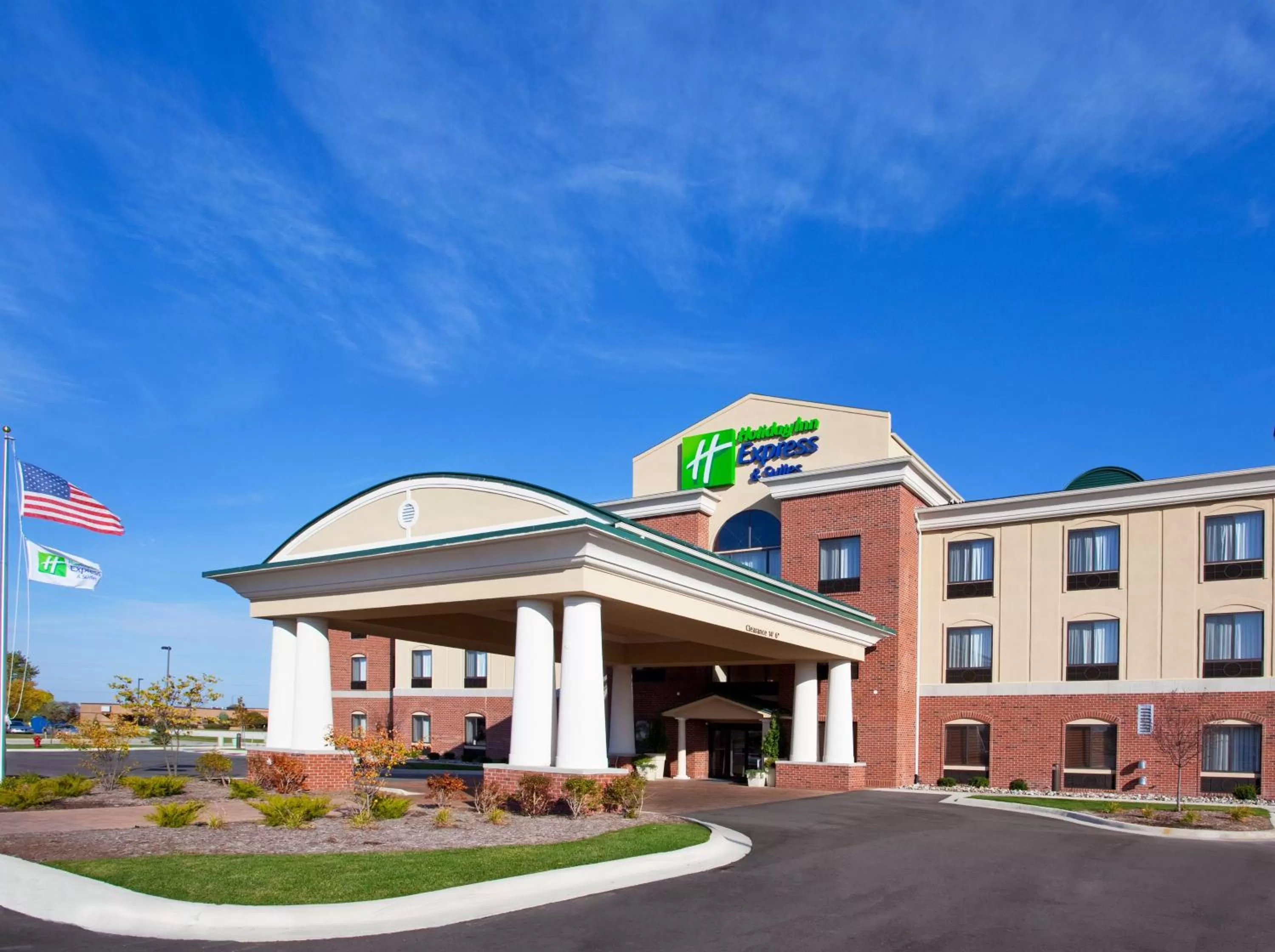 Property building in Holiday Inn Express Hotel & Suites Bay City by IHG