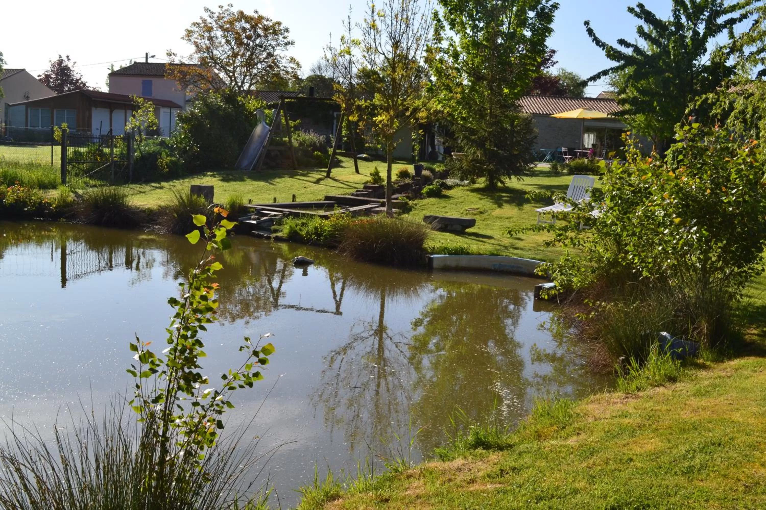 Property building in L'instant bleu