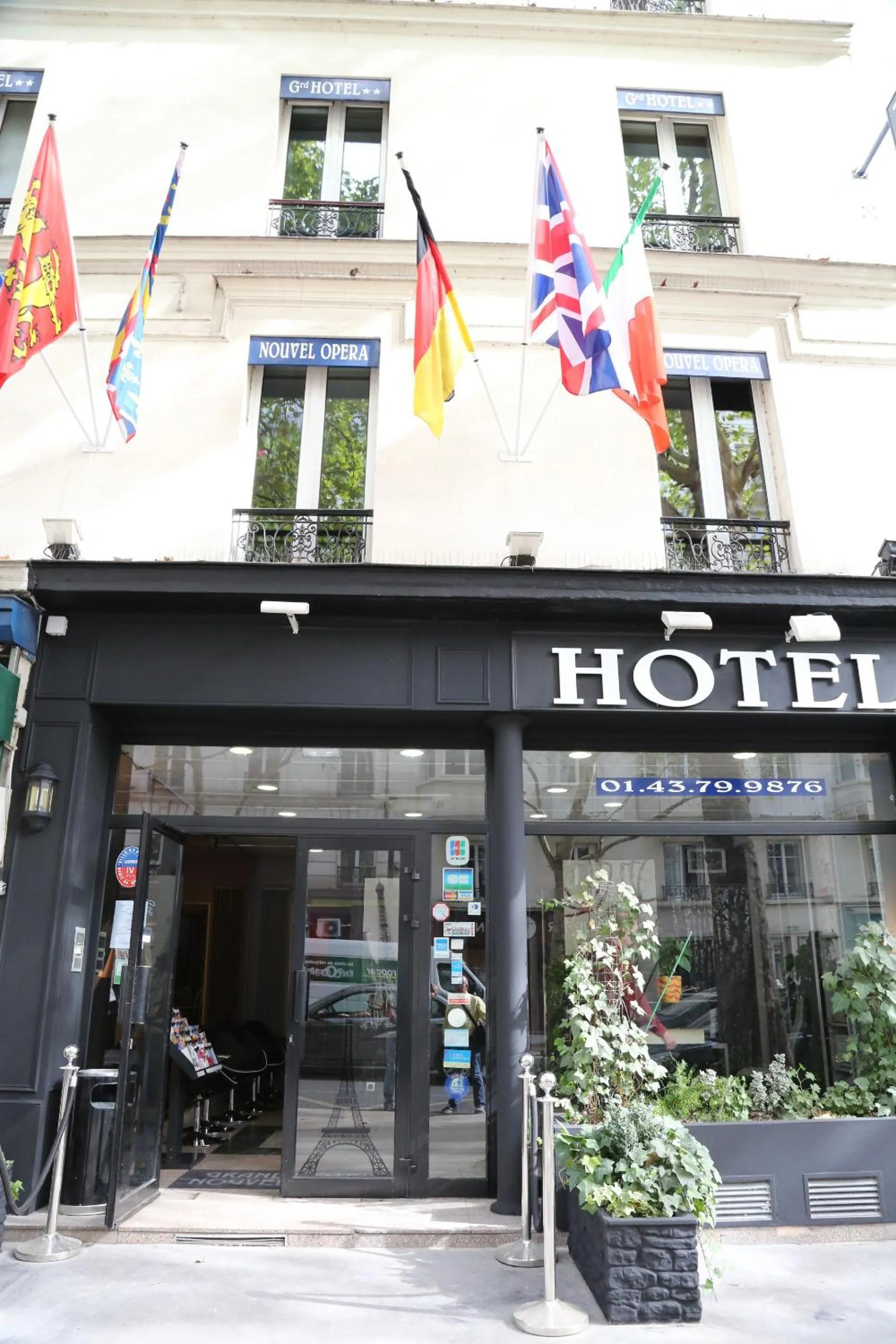 Facade/entrance in Grand Hotel Nouvel Opera