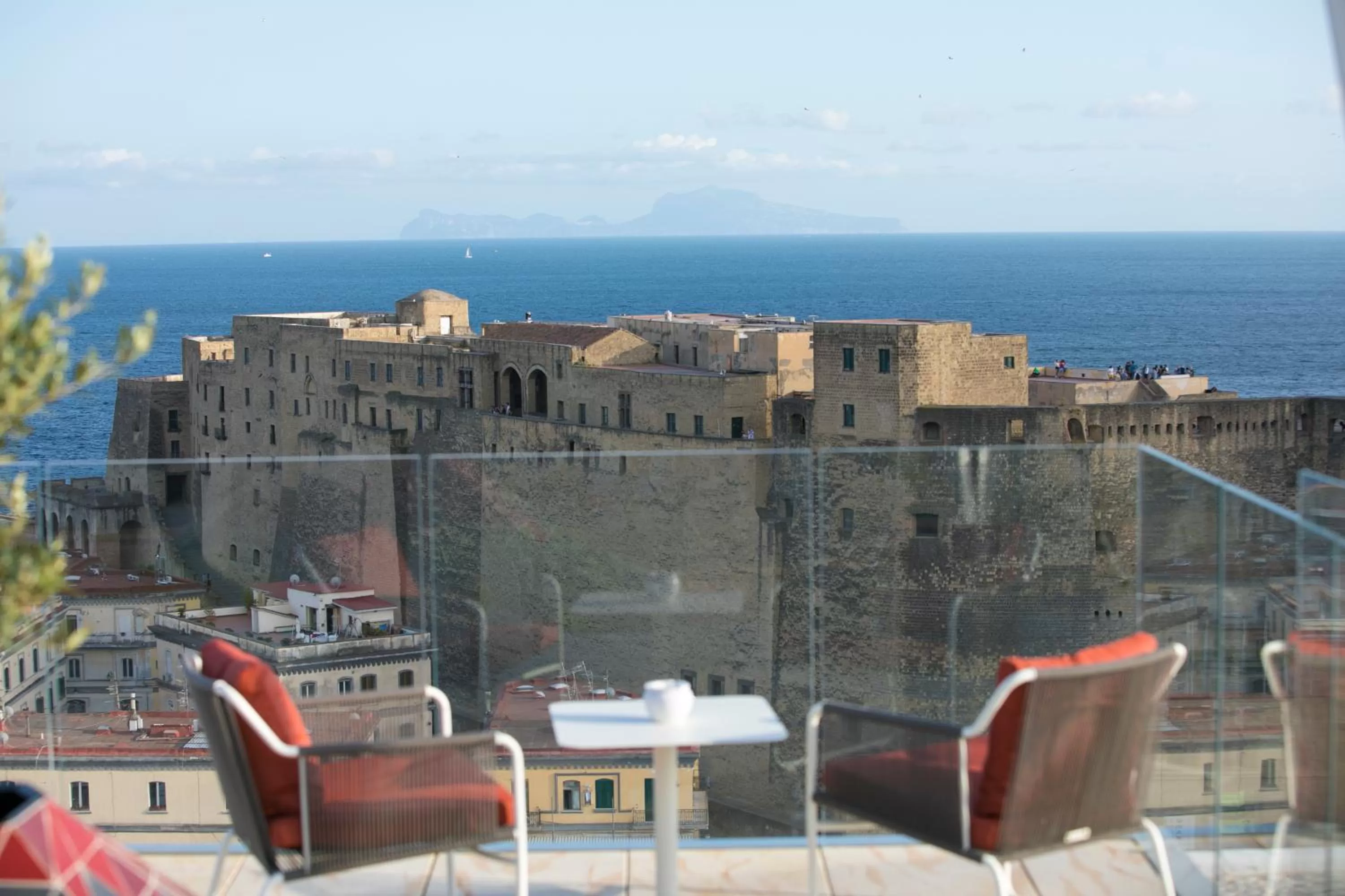 Restaurant/places to eat in Grand Hotel Vesuvio