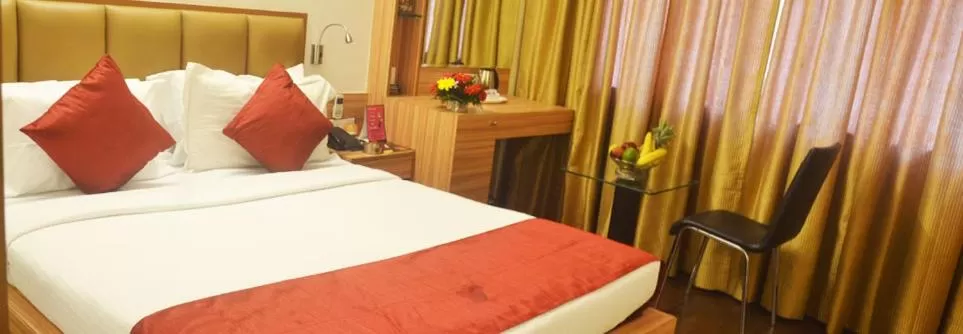 Photo of the whole room, Bed in Hotel Plaza