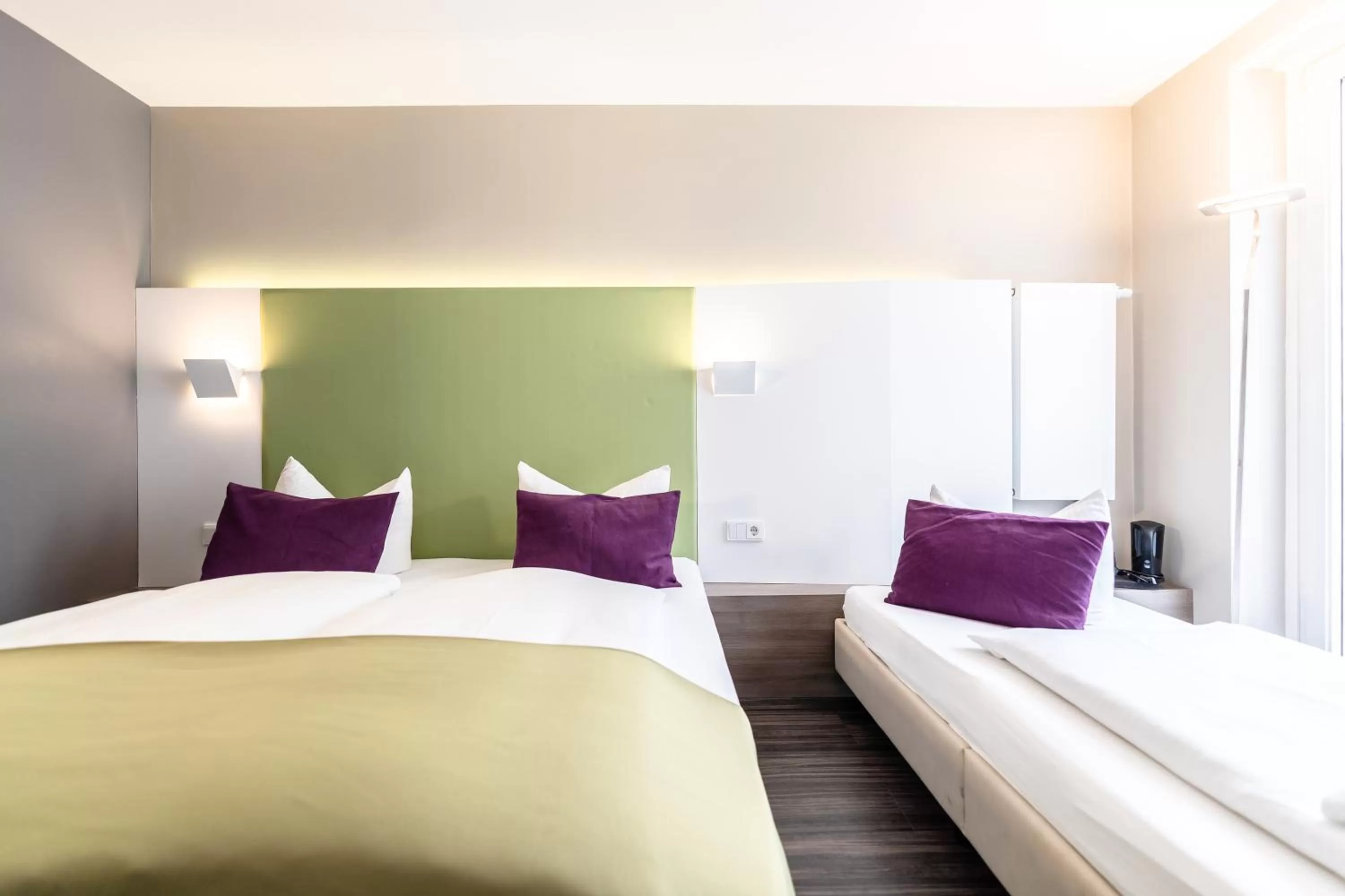 Photo of the whole room, Bed in Hotel Demas City