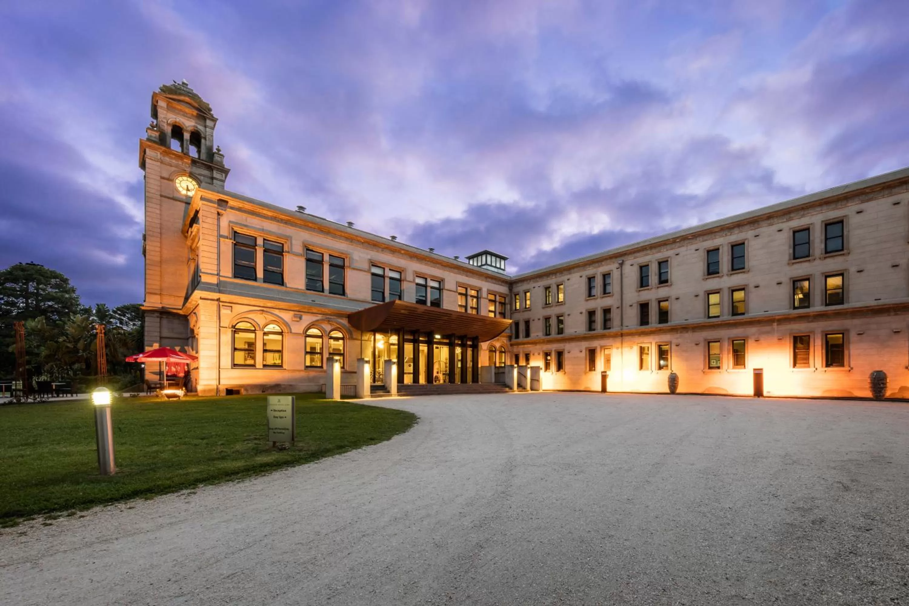 Facade/entrance in Lancemore Mansion Hotel Werribee Park